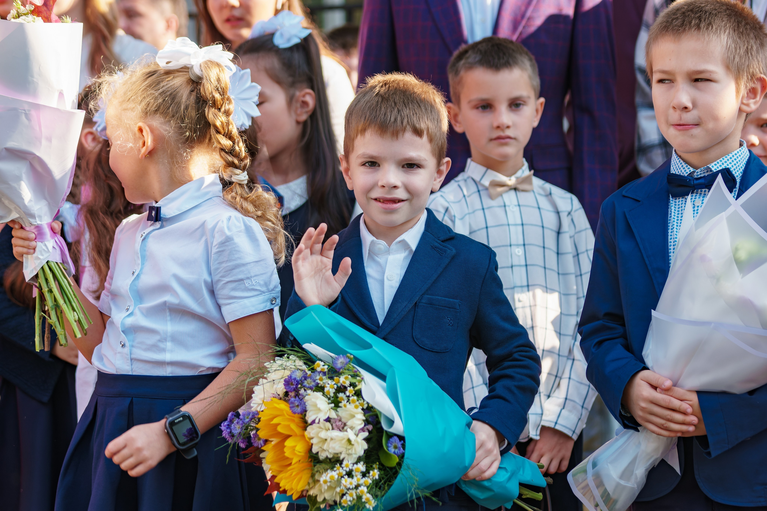 Фотосъёмка 1 сентября, последний звонок, выпускной. «Студия DRONAVT`s» — видеосъёмка и фотография г. Москва