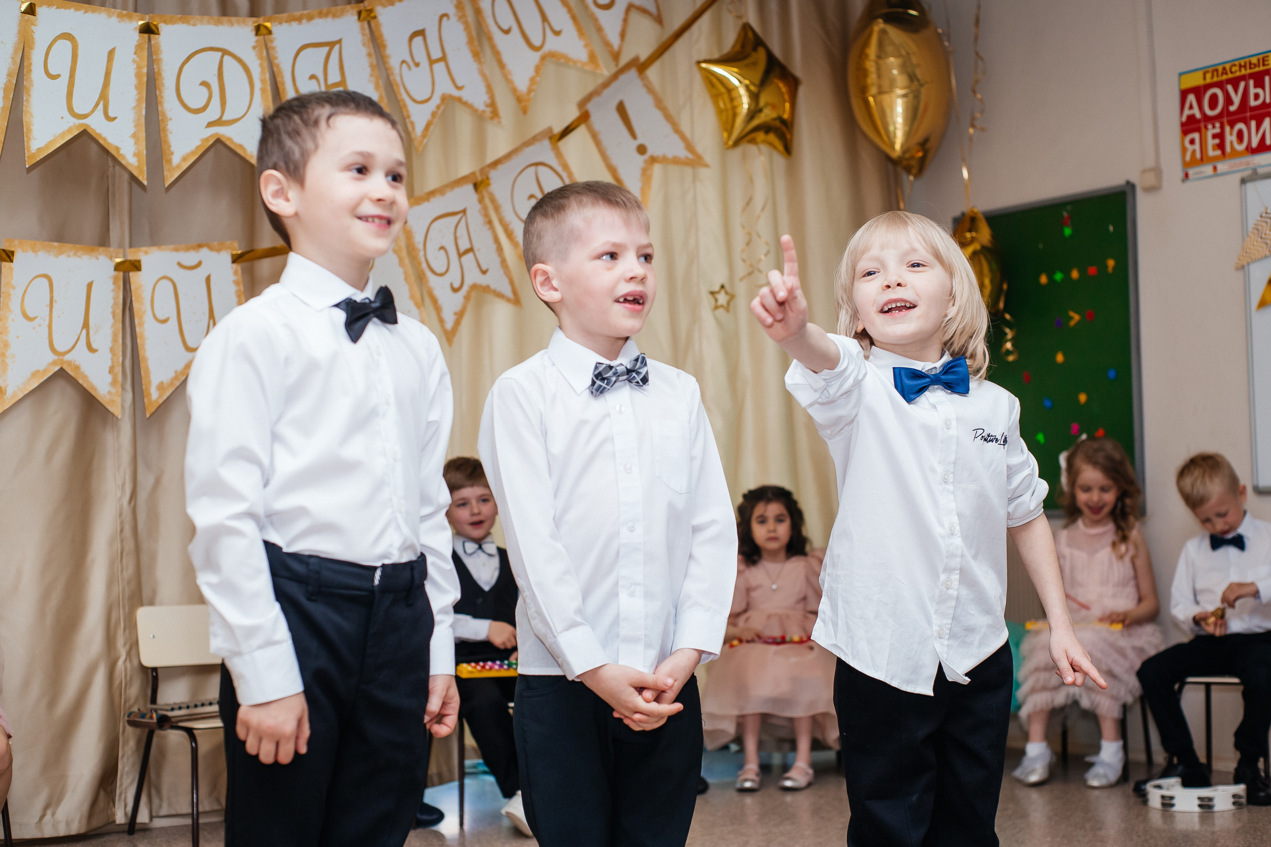 Фотосессия выпускного в детском саду «LaMama». Свадебный и портретный фотограф Летавина Наталия. Екатеринбург