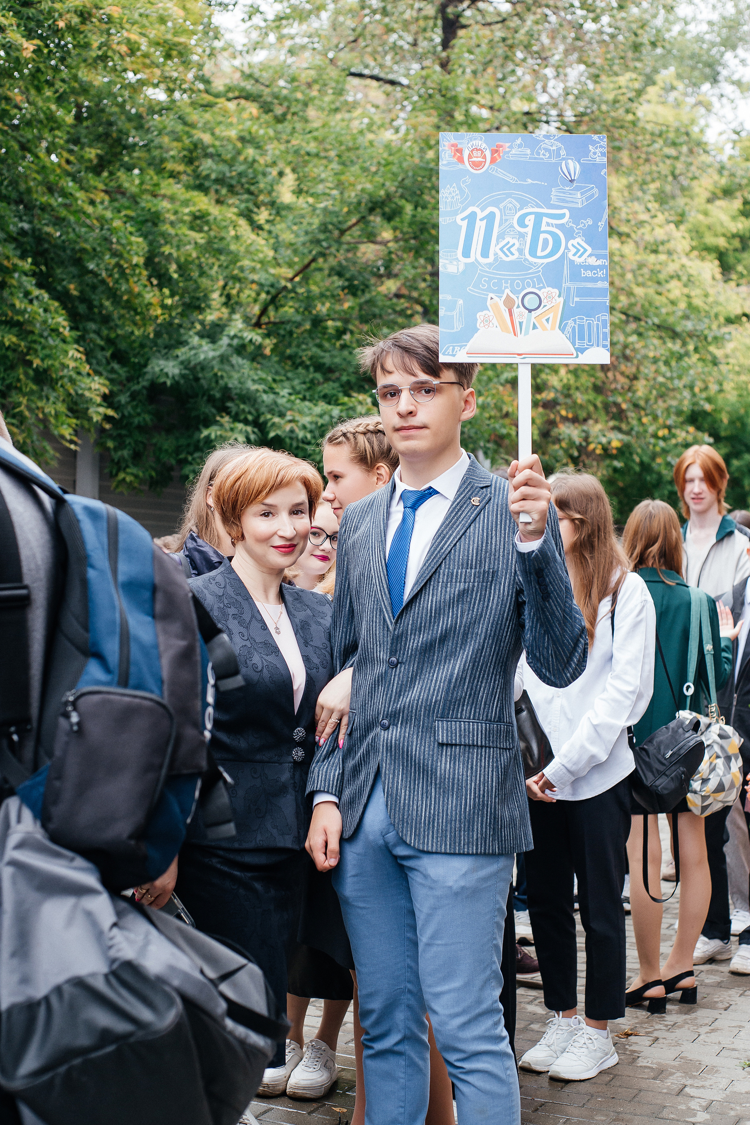Школьный фоторепортаж «1 сентября» в 11 классе. Свадебный и портретный фотограф Летавина Наталия. Екатеринбург