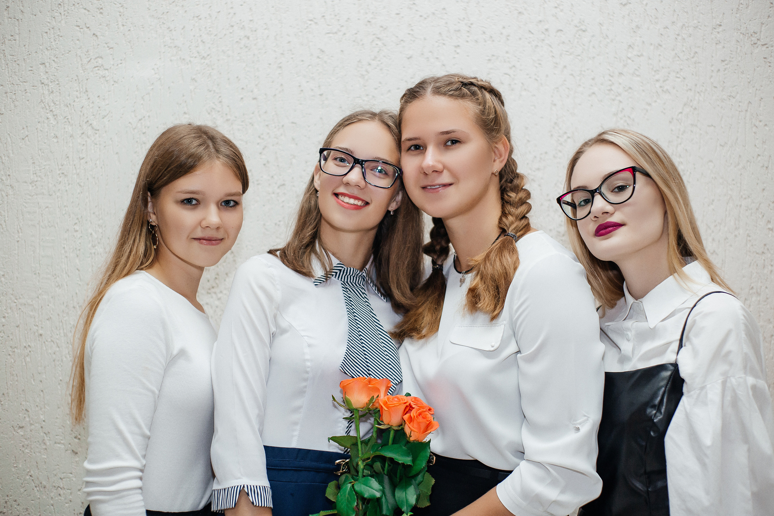 Школьный фоторепортаж «1 сентября» в 11 классе. Свадебный и портретный фотограф Летавина Наталия. Екатеринбург