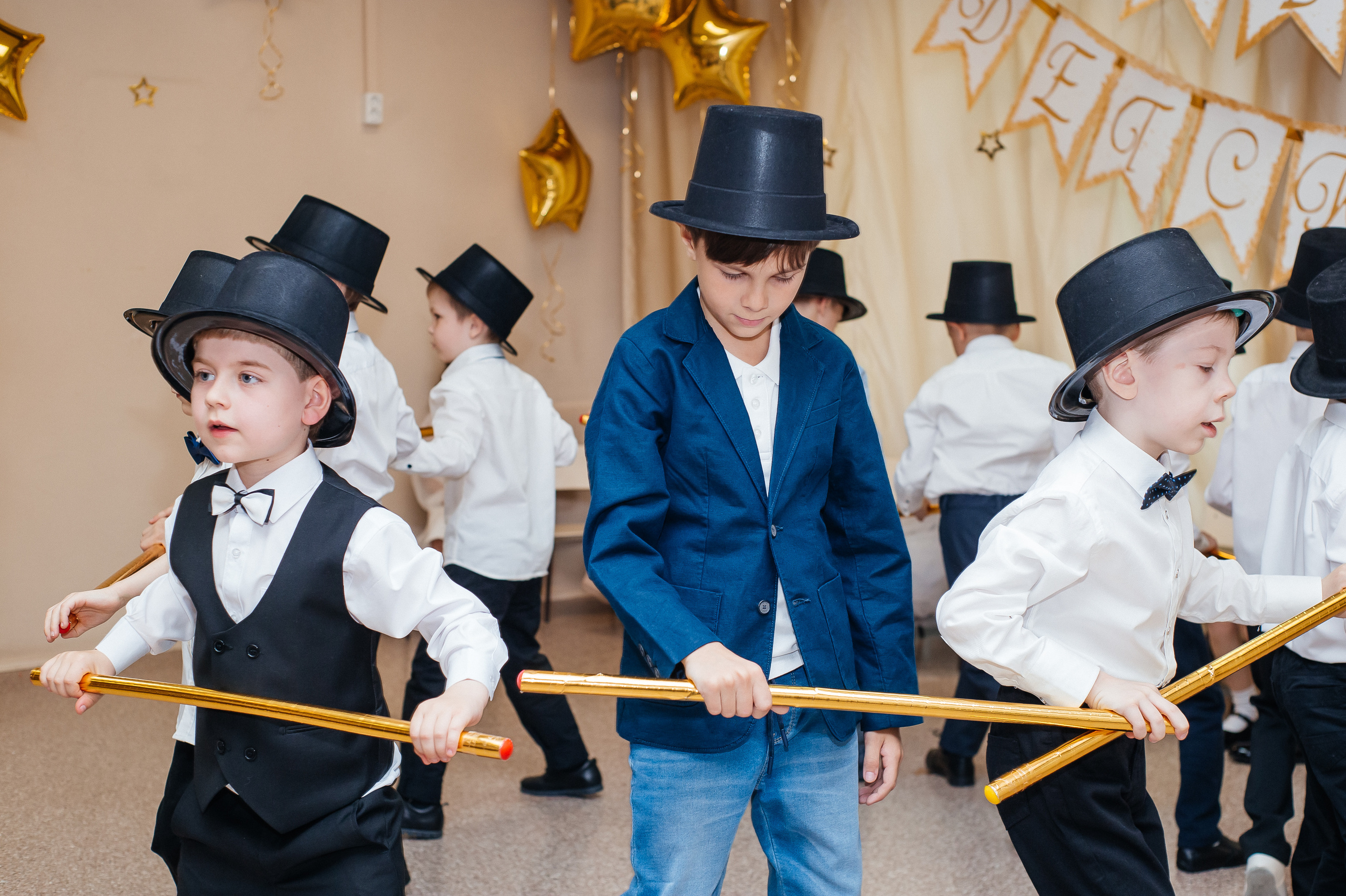 Фотосессия выпускного в детском саду «LaMama». Свадебный и портретный фотограф Летавина Наталия. Екатеринбург