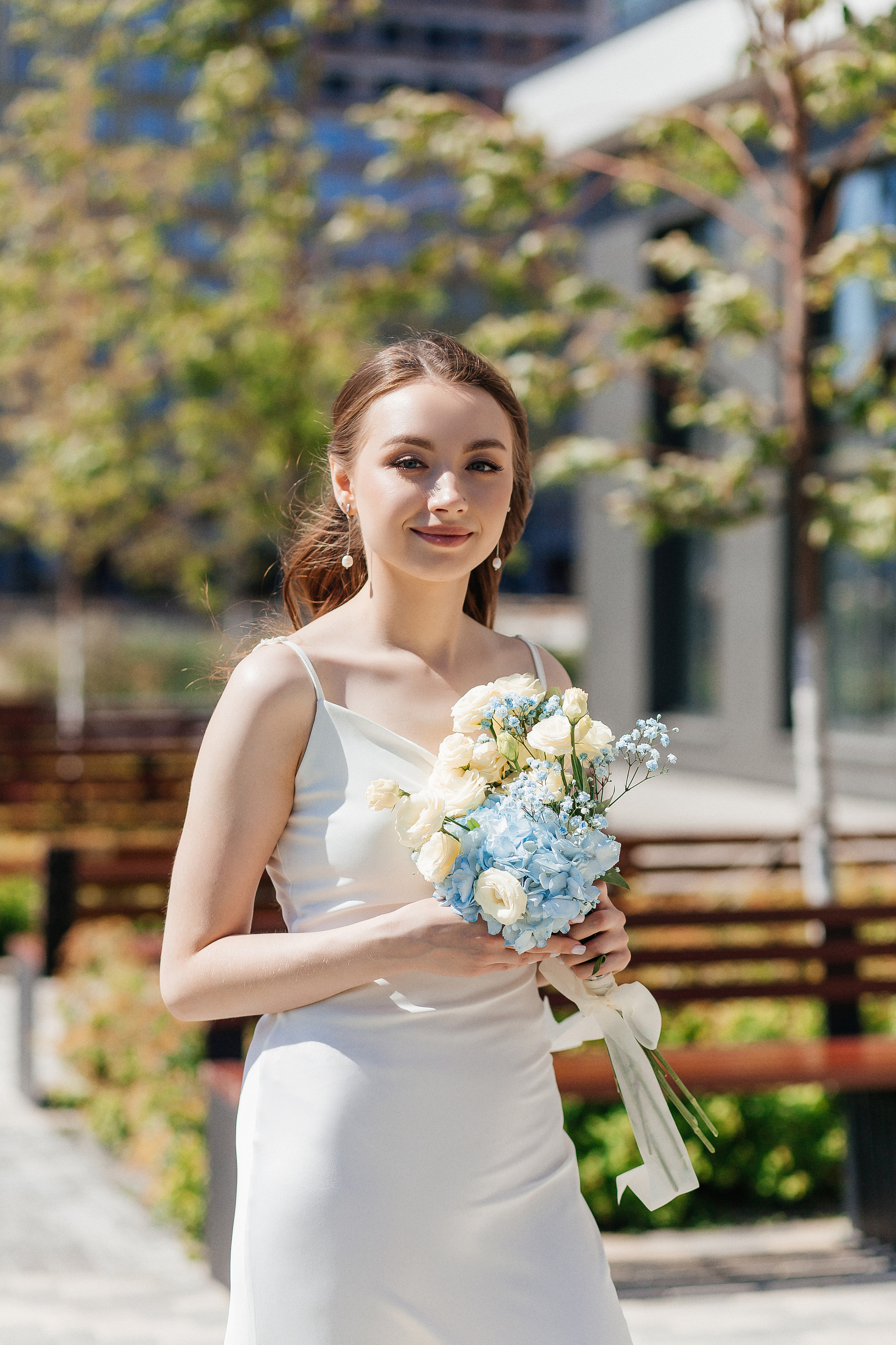 Свадебная прогулка Владимира и Виктории. Свадебный и портретный фотограф Летавина Наталия. Екатеринбург