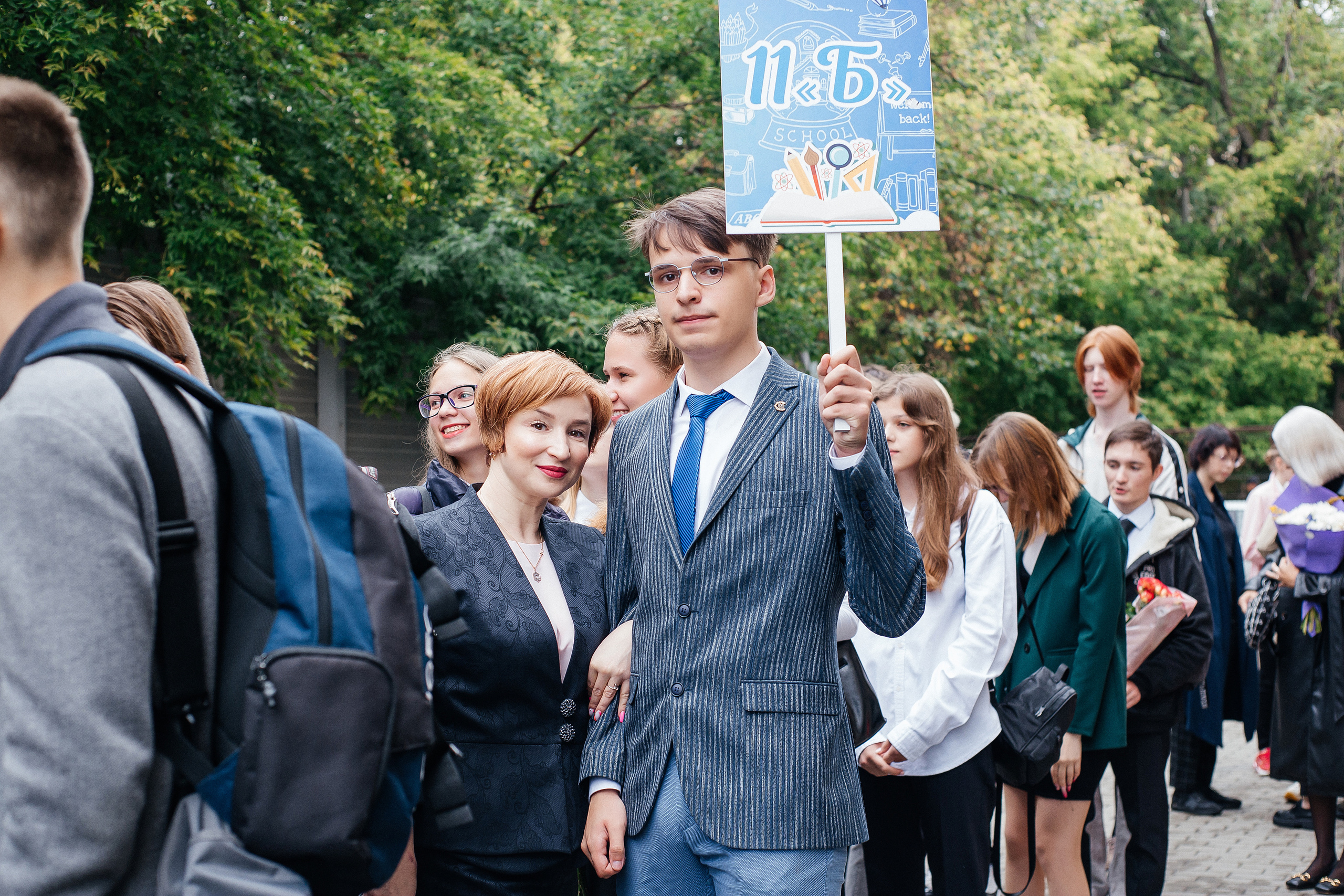 Школьный фоторепортаж «1 сентября» в 11 классе. Свадебный и портретный фотограф Летавина Наталия. Екатеринбург