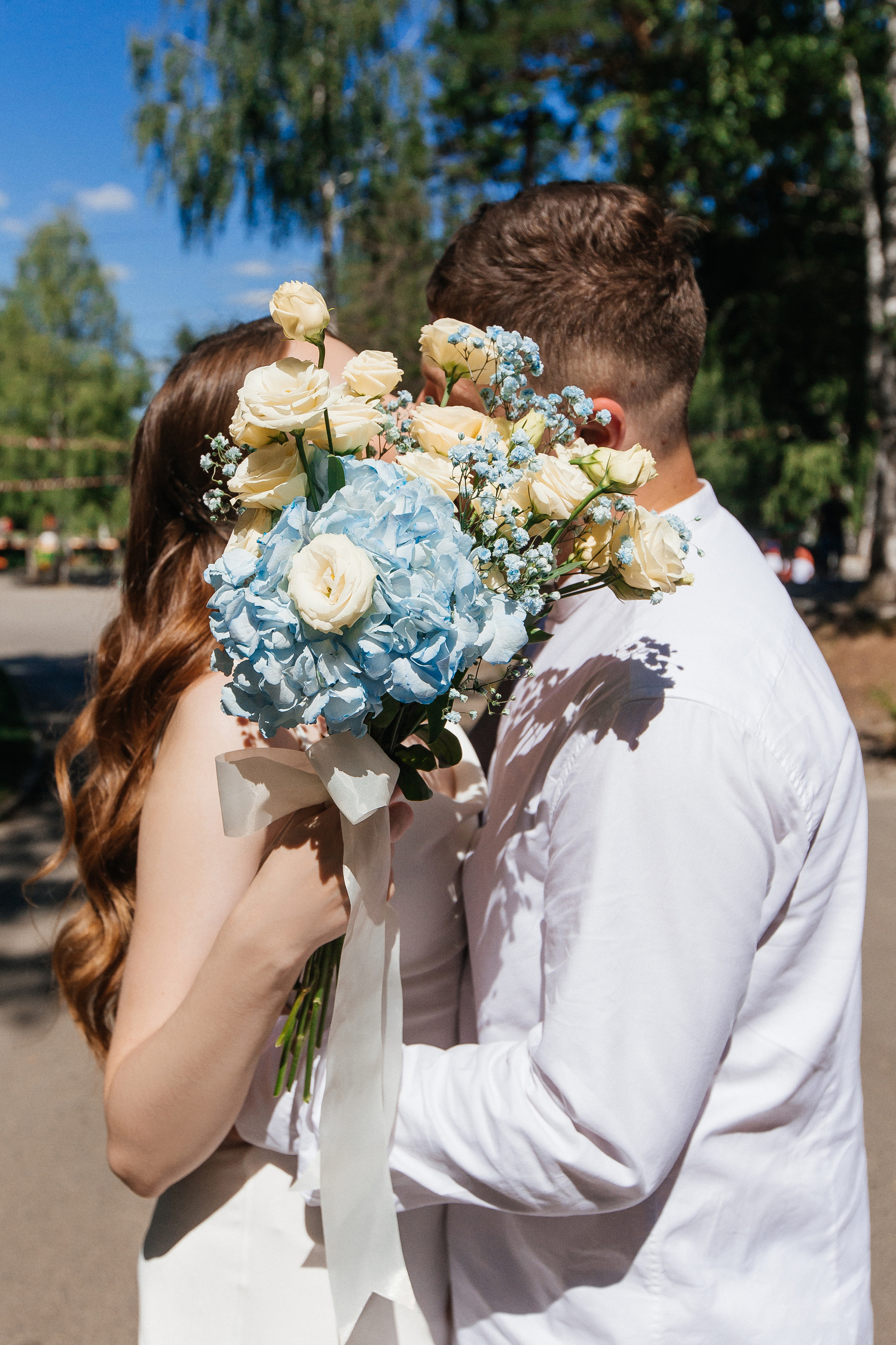 Свадебная прогулка Владимира и Виктории. Свадебный и портретный фотограф Летавина Наталия. Екатеринбург