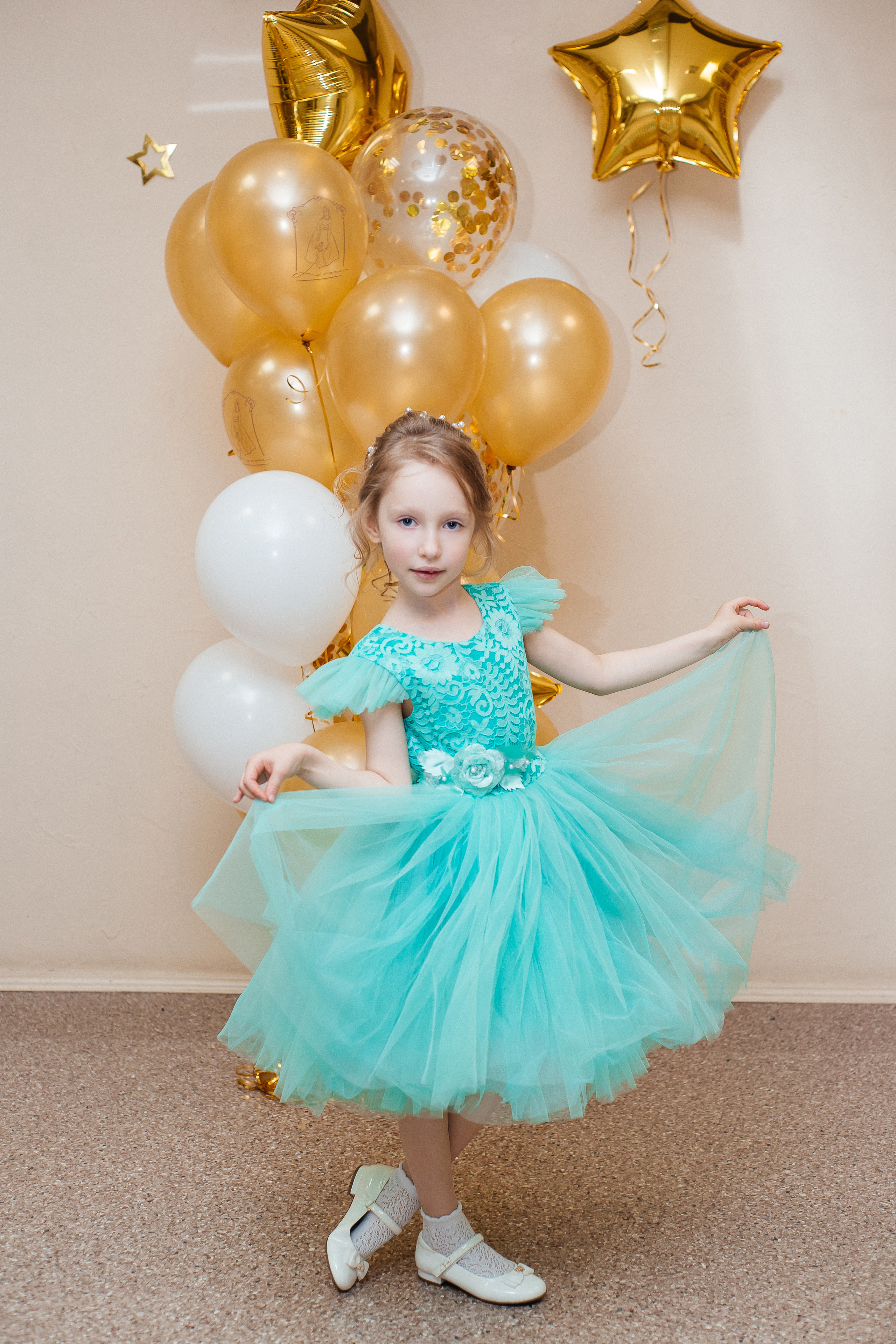 Фотосессия выпускного в детском саду «LaMama». Свадебный и портретный фотограф Летавина Наталия. Екатеринбург