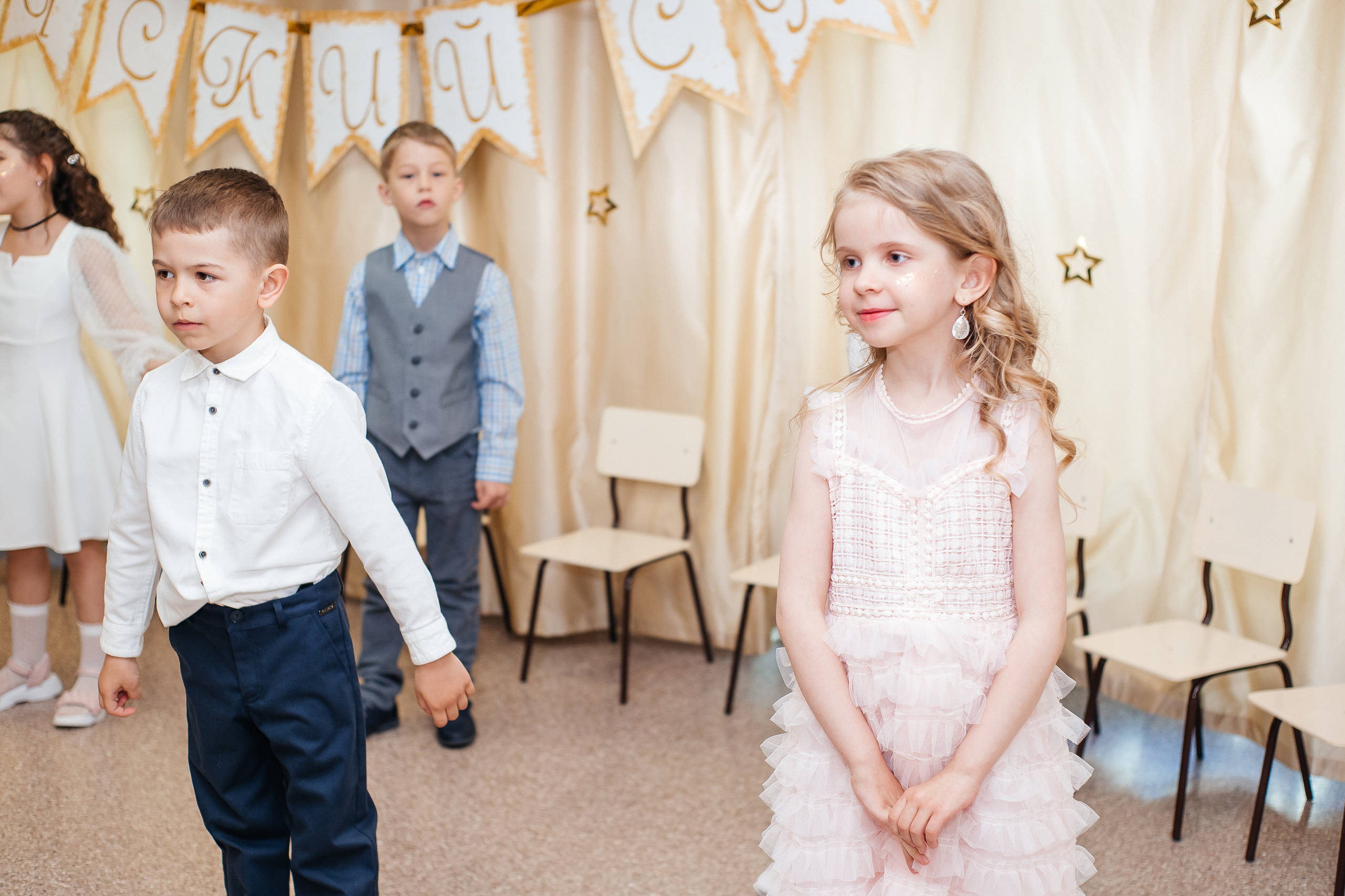 Фотосессия выпускного в детском саду «LaMama». Свадебный и портретный фотограф Летавина Наталия. Екатеринбург