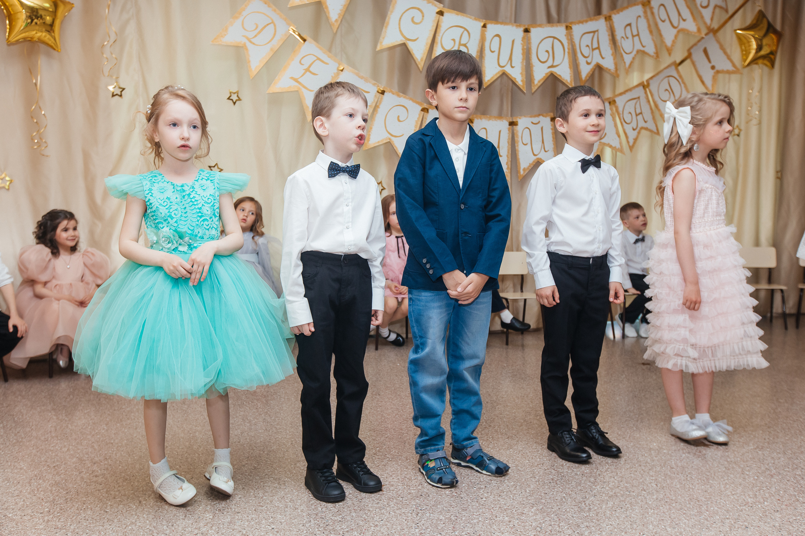 Фотосессия выпускного в детском саду «LaMama». Свадебный и портретный фотограф Летавина Наталия. Екатеринбург