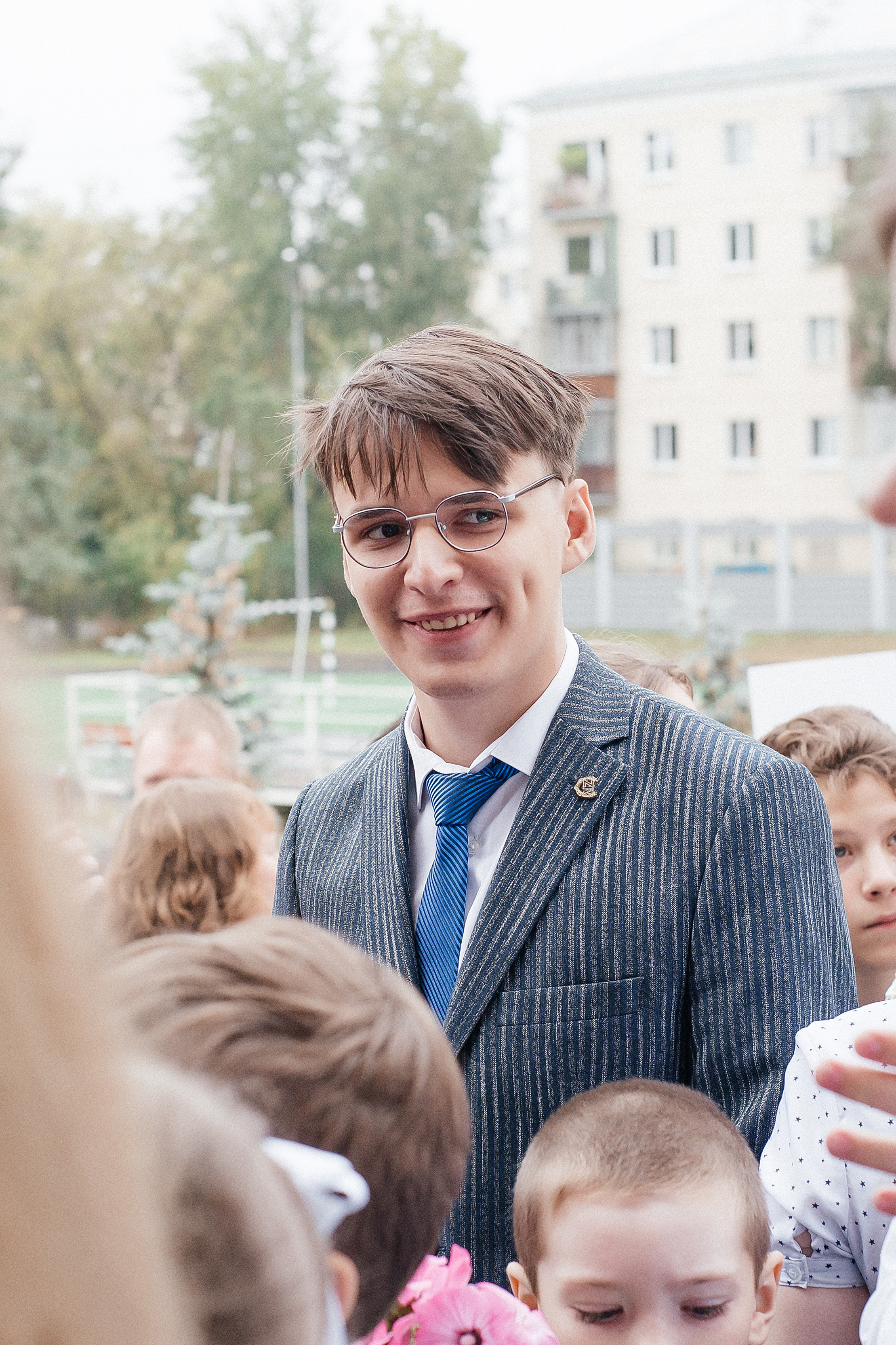 Школьный фоторепортаж «1 сентября» в 11 классе. Свадебный и портретный фотограф Летавина Наталия. Екатеринбург