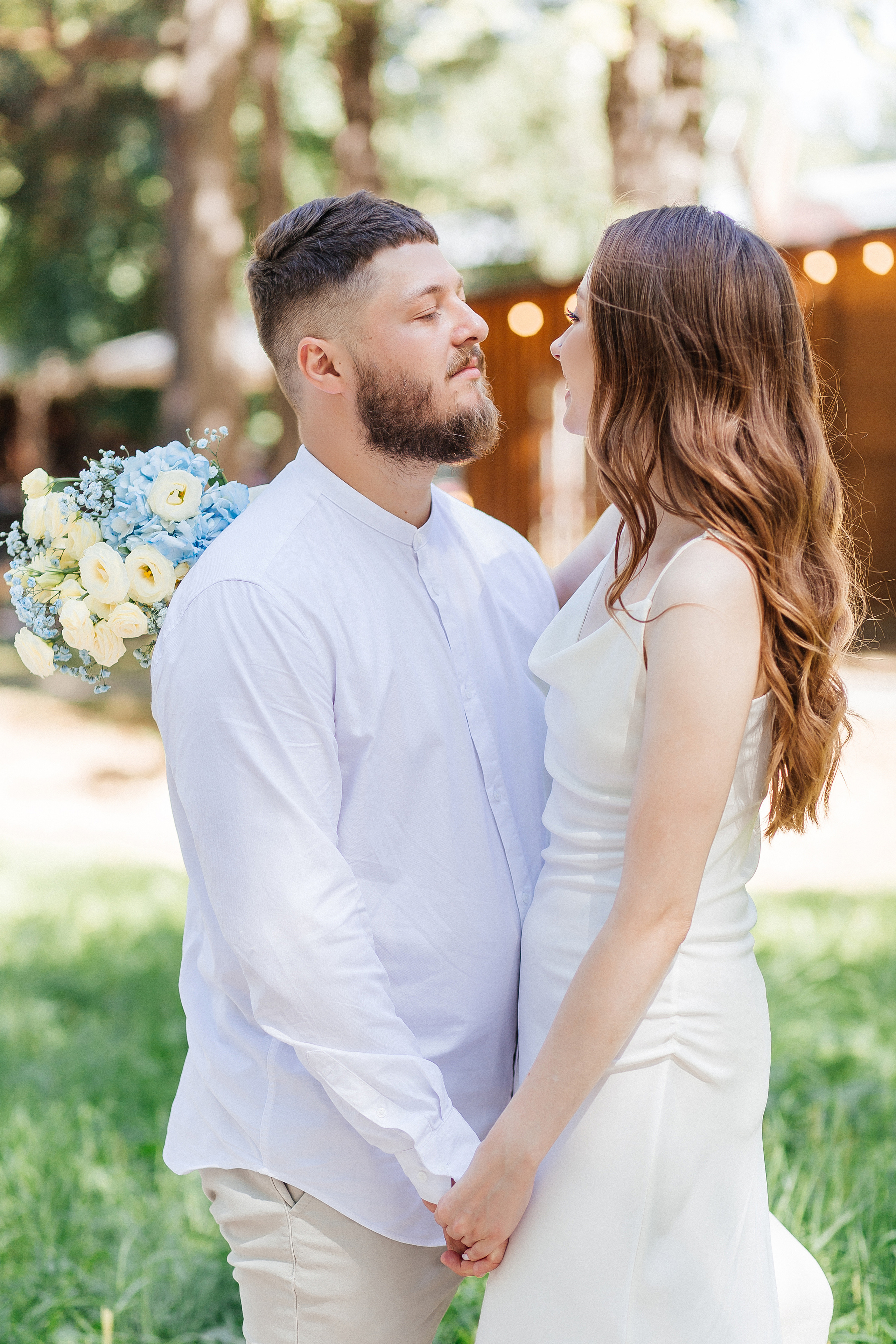 Свадебная прогулка Владимира и Виктории. Свадебный и портретный фотограф Летавина Наталия. Екатеринбург