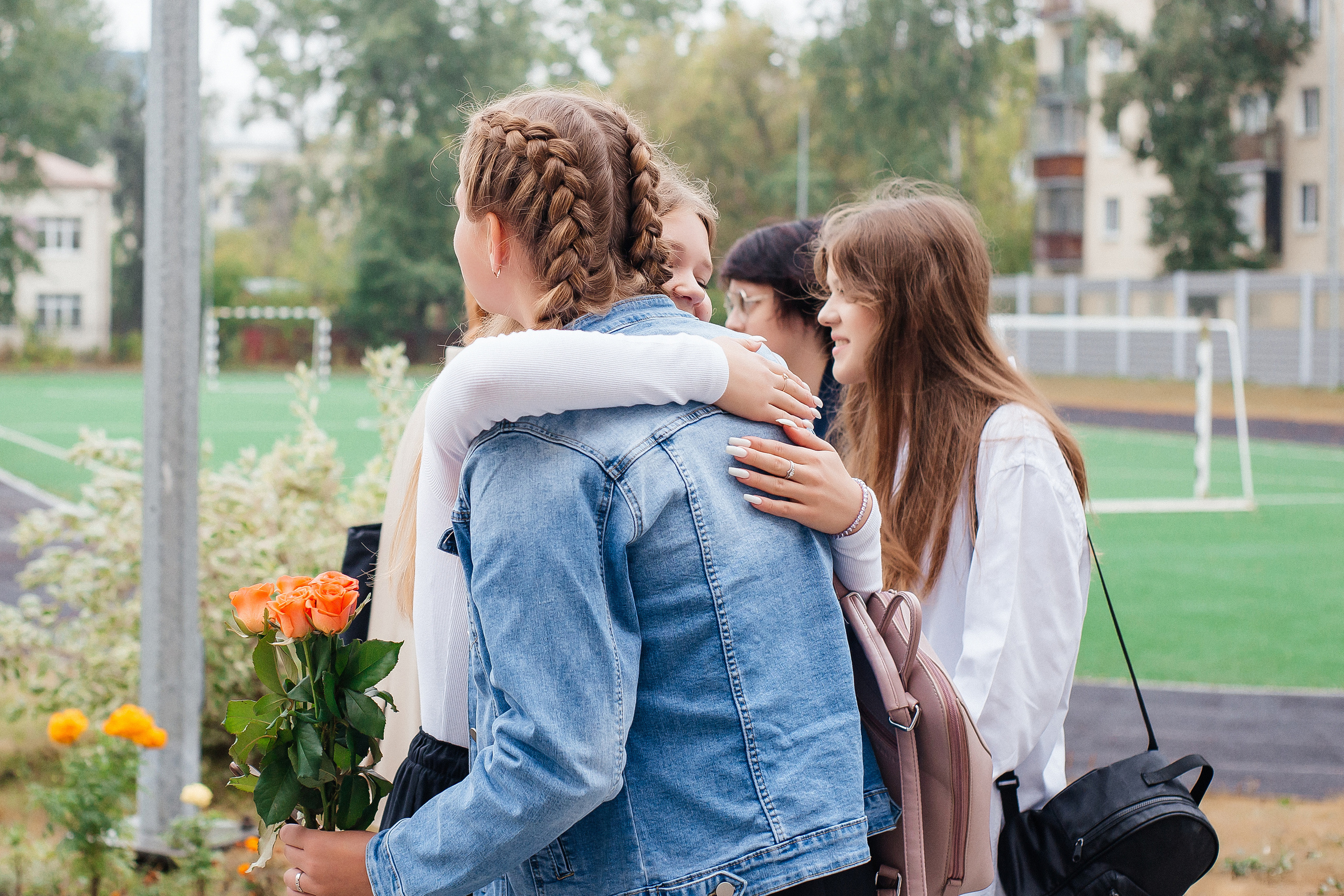 Школьный фоторепортаж «1 сентября» в 11 классе. Свадебный и портретный фотограф Летавина Наталия. Екатеринбург