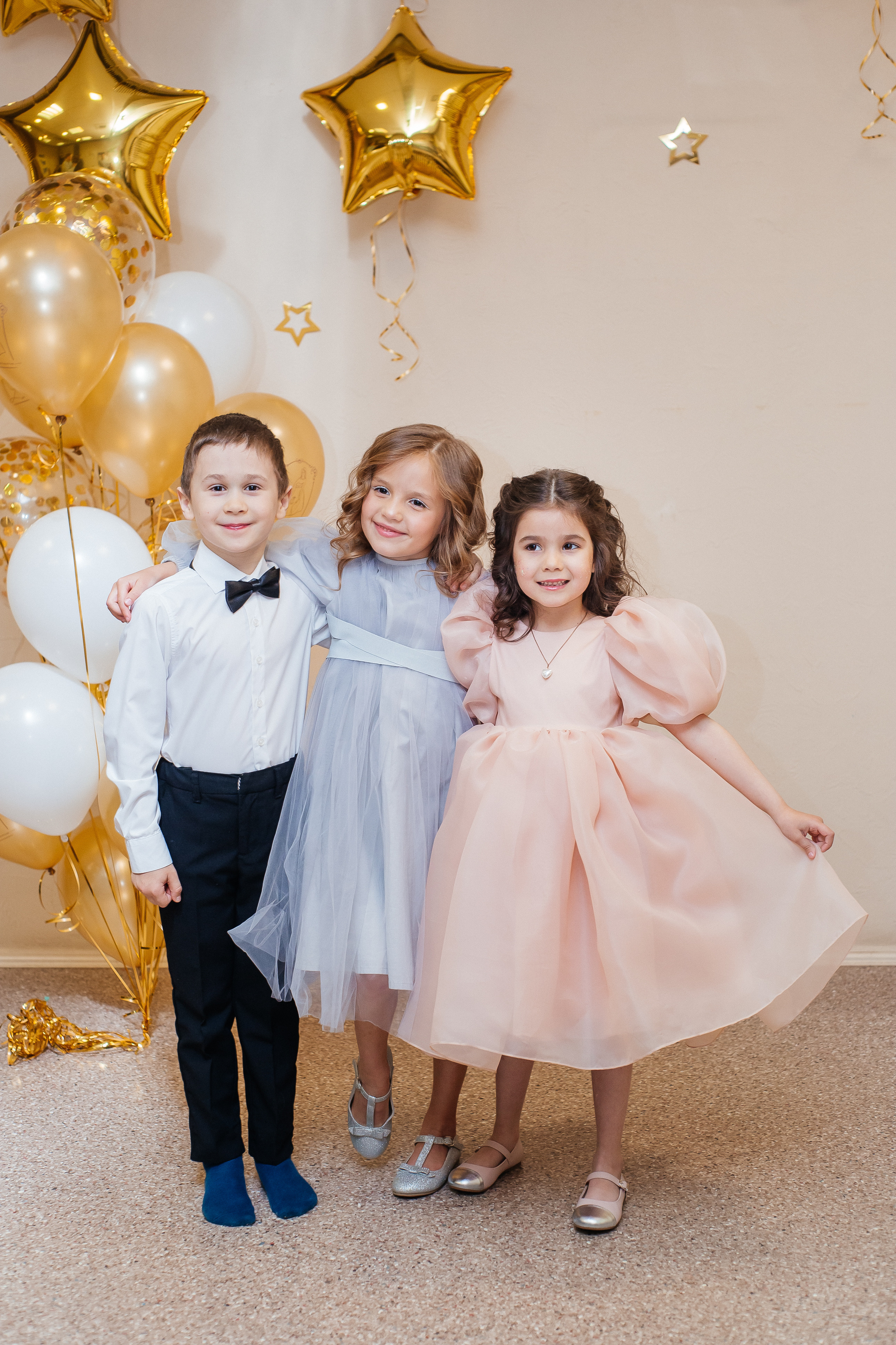 Фотосессия выпускного в детском саду «LaMama». Свадебный и портретный фотограф Летавина Наталия. Екатеринбург