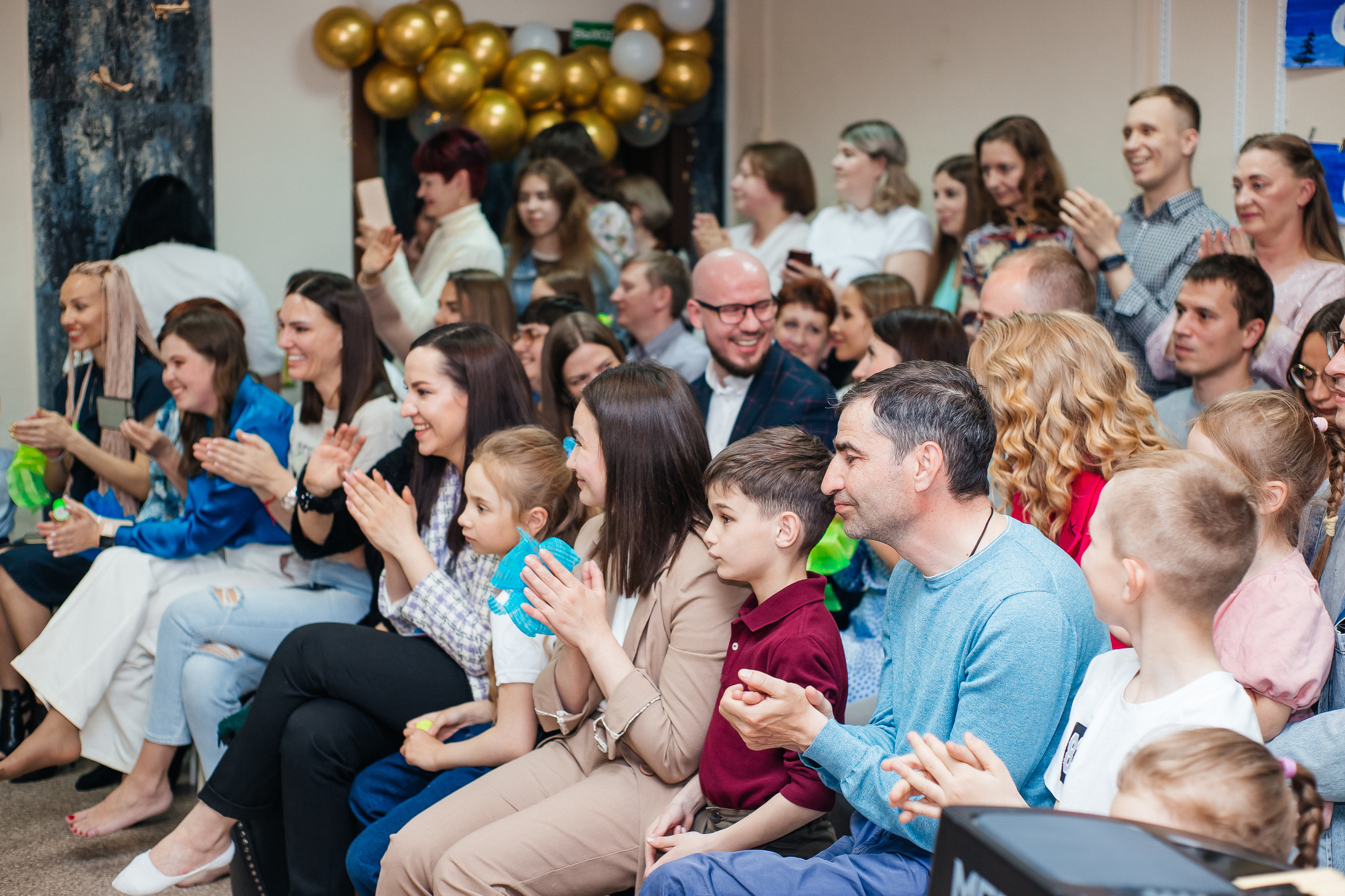 Фотосессия выпускного в детском саду «LaMama». Свадебный и портретный фотограф Летавина Наталия. Екатеринбург