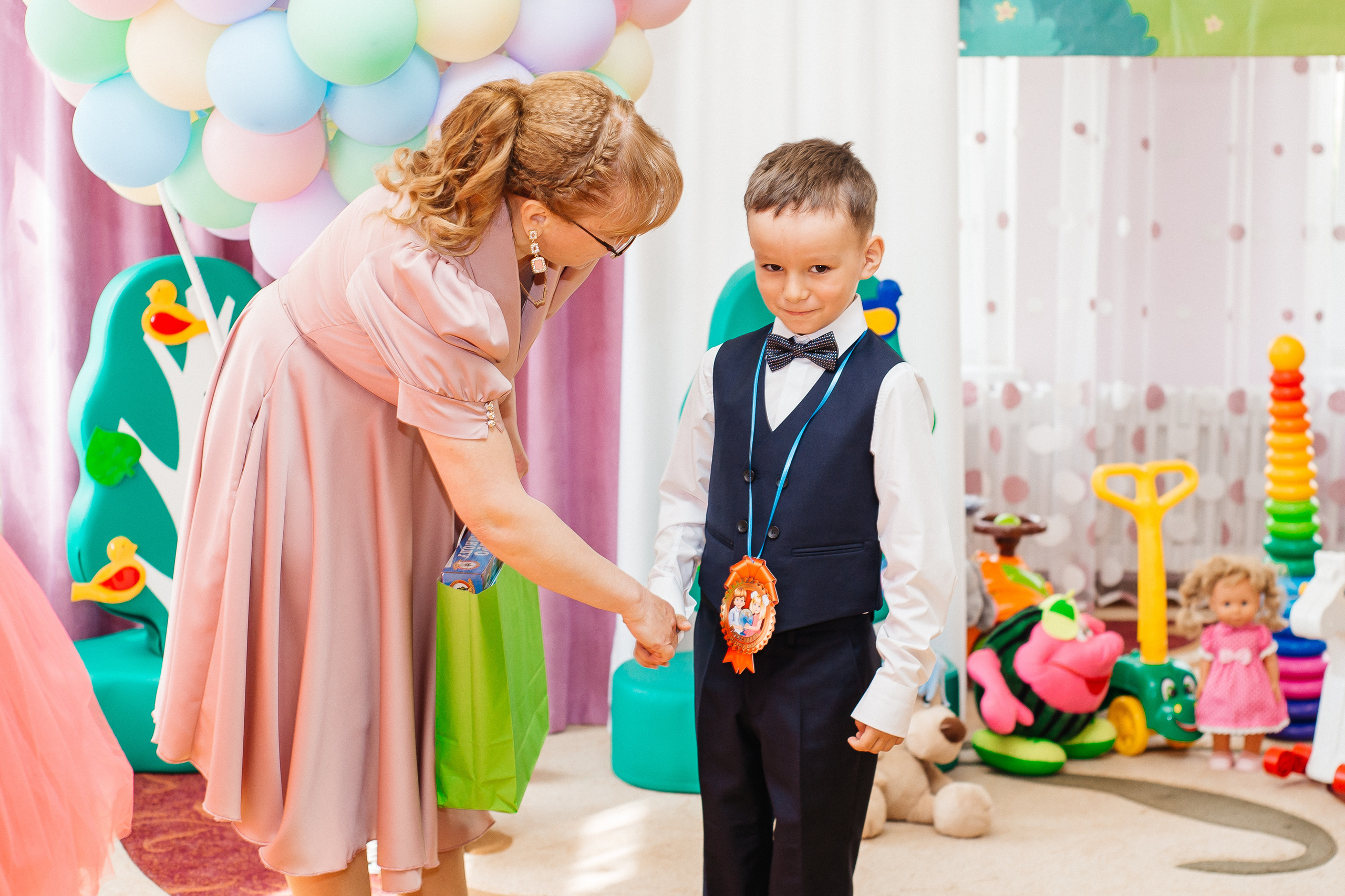 Фотосъемка выпускного в детском саду. Свадебный и портретный фотограф Летавина Наталия. Екатеринбург