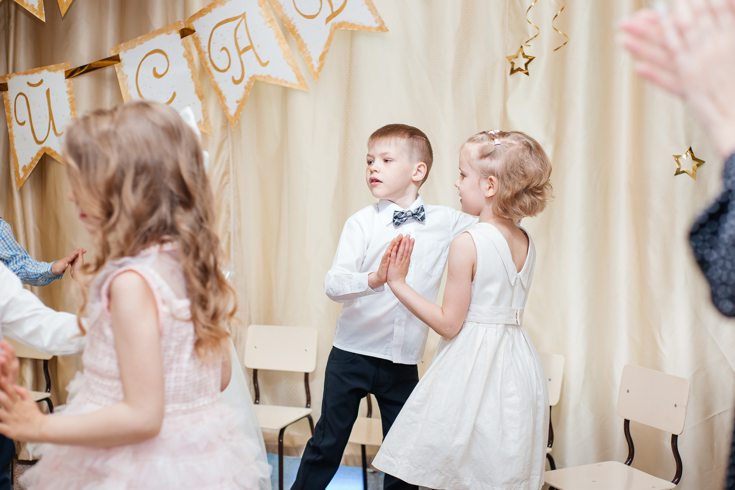 Фотосессия выпускного в детском саду «LaMama». Свадебный и портретный фотограф Летавина Наталия. Екатеринбург