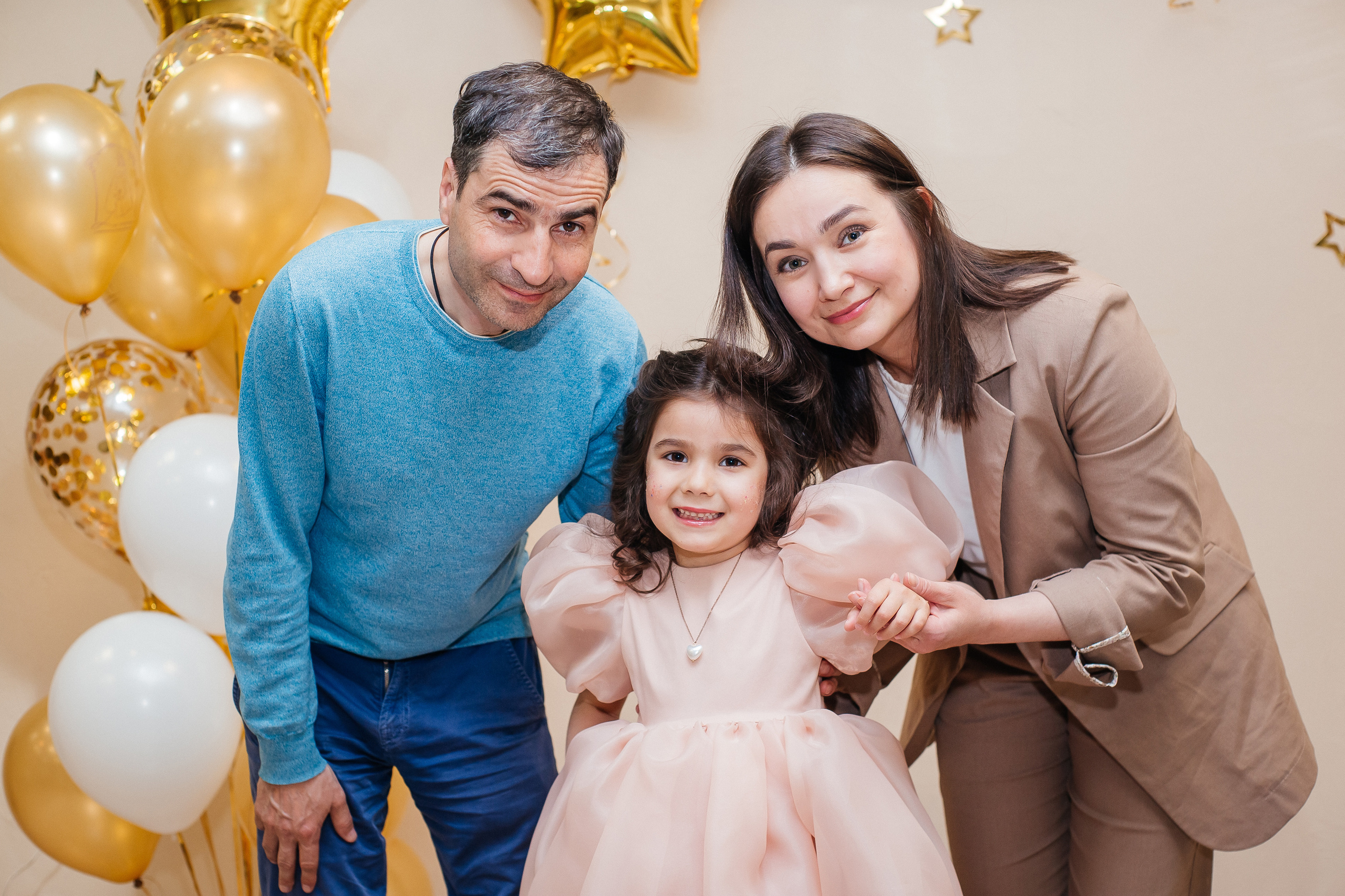 Фотосессия выпускного в детском саду «LaMama». Свадебный и портретный фотограф Летавина Наталия. Екатеринбург