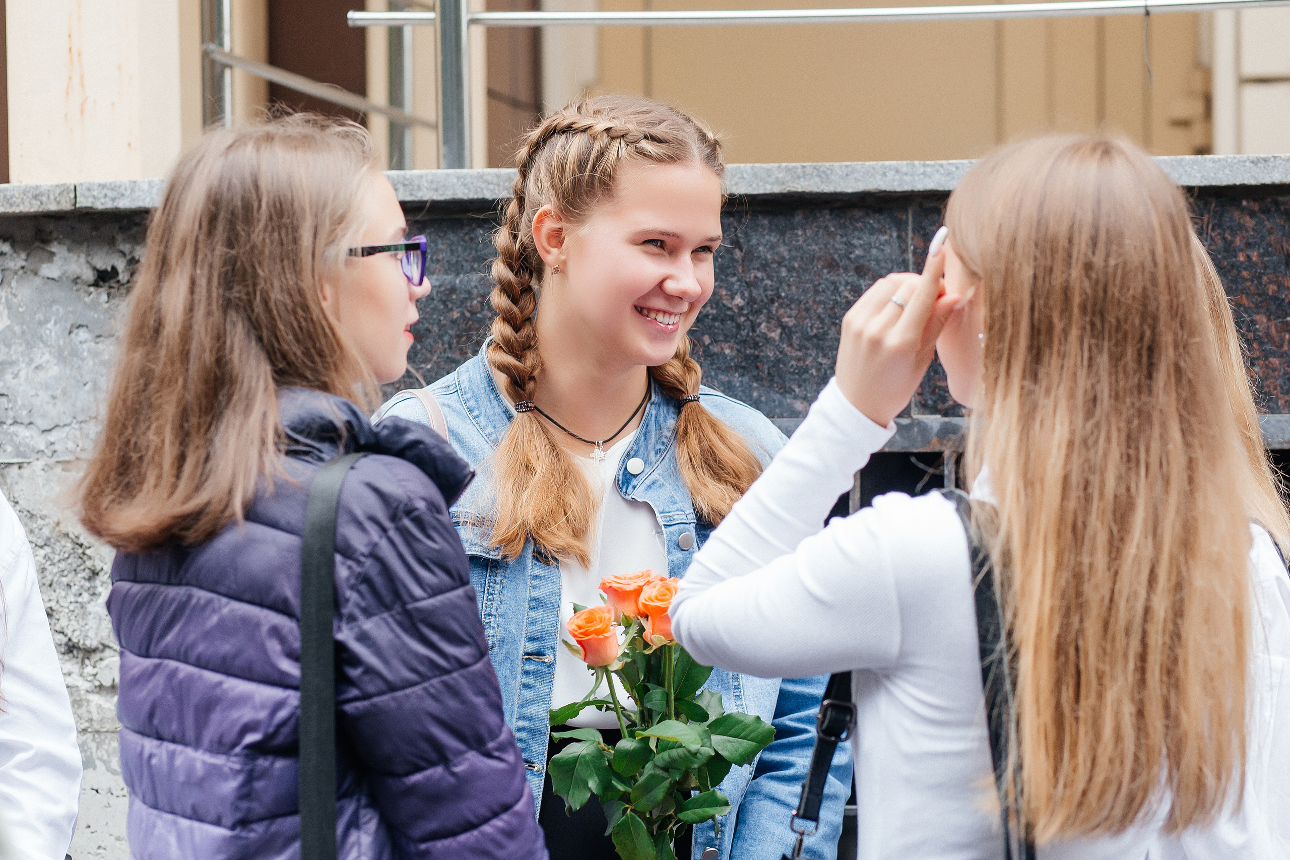 Школьный фоторепортаж «1 сентября» в 11 классе. Свадебный и портретный фотограф Летавина Наталия. Екатеринбург