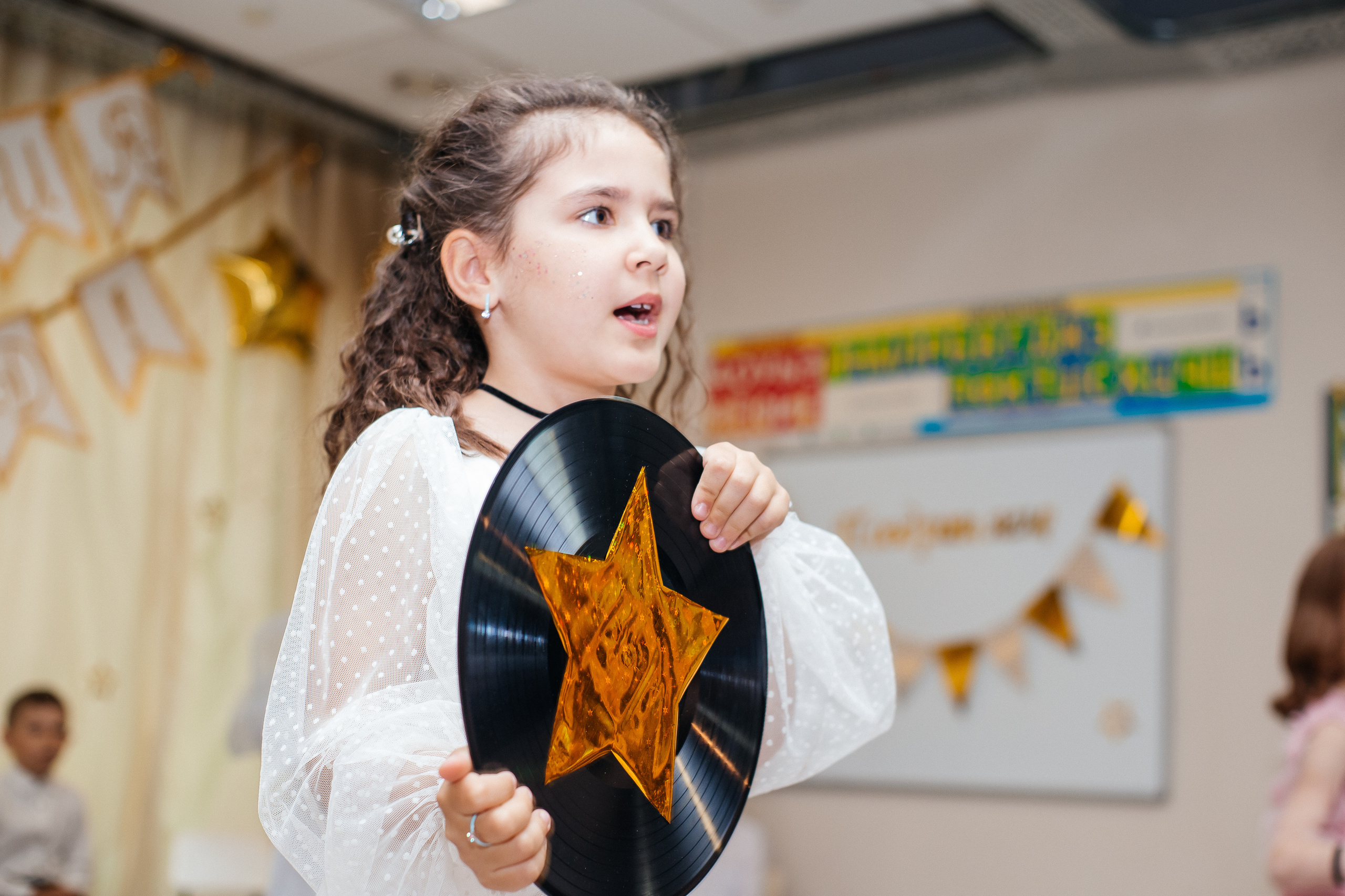 Фотосессия выпускного в детском саду «LaMama». Свадебный и портретный фотограф Летавина Наталия. Екатеринбург