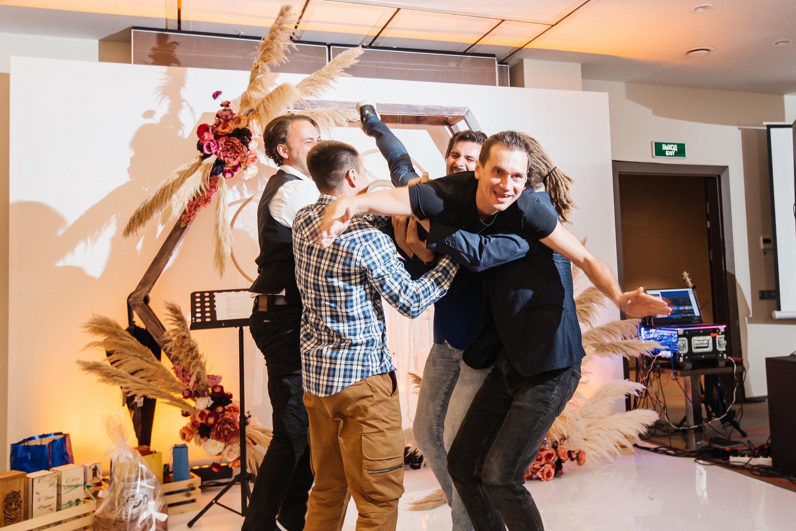 Свадьба Константина и Елены. Свадебный и портретный фотограф Летавина Наталия. Екатеринбург