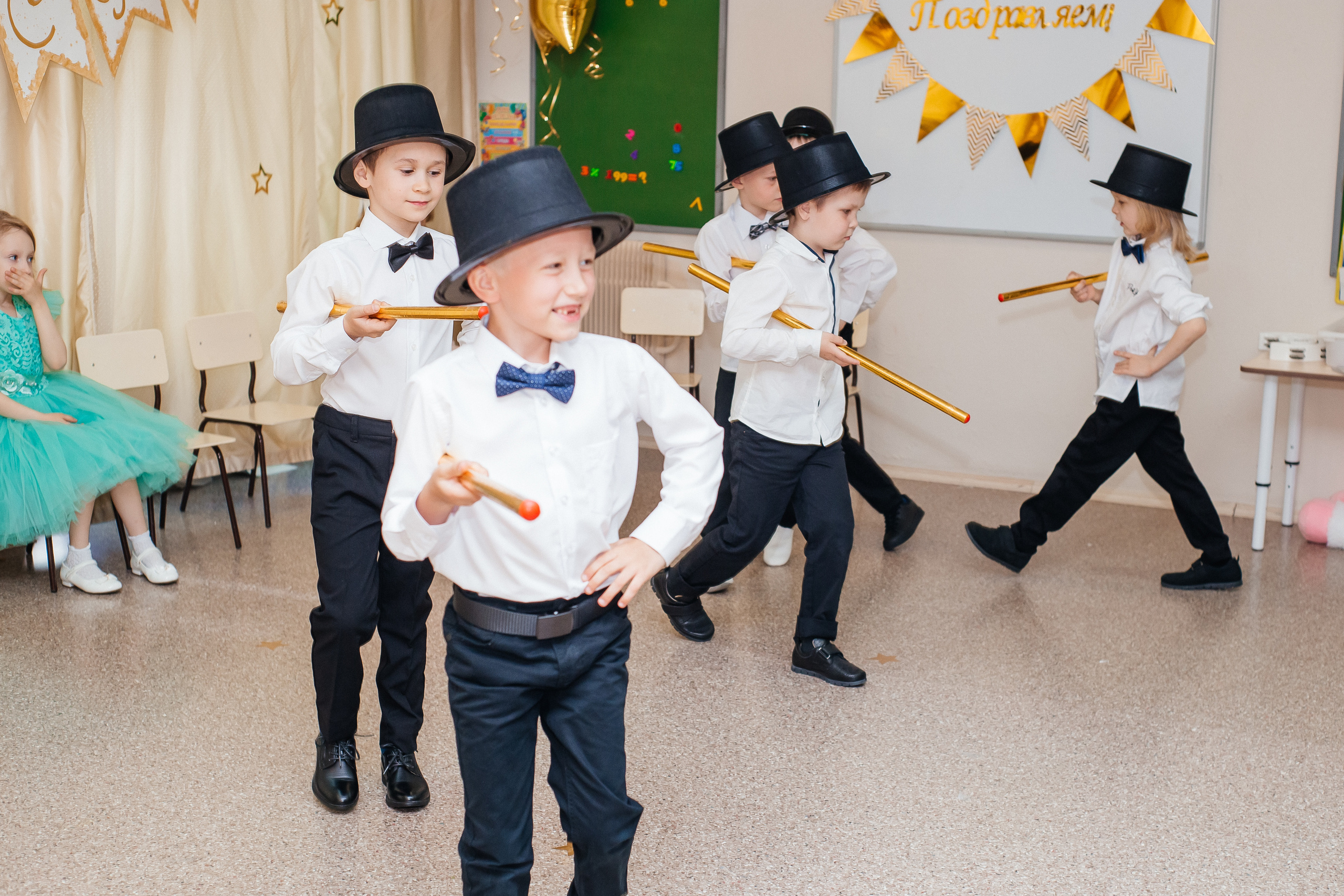 Фотосессия выпускного в детском саду «LaMama». Свадебный и портретный фотограф Летавина Наталия. Екатеринбург