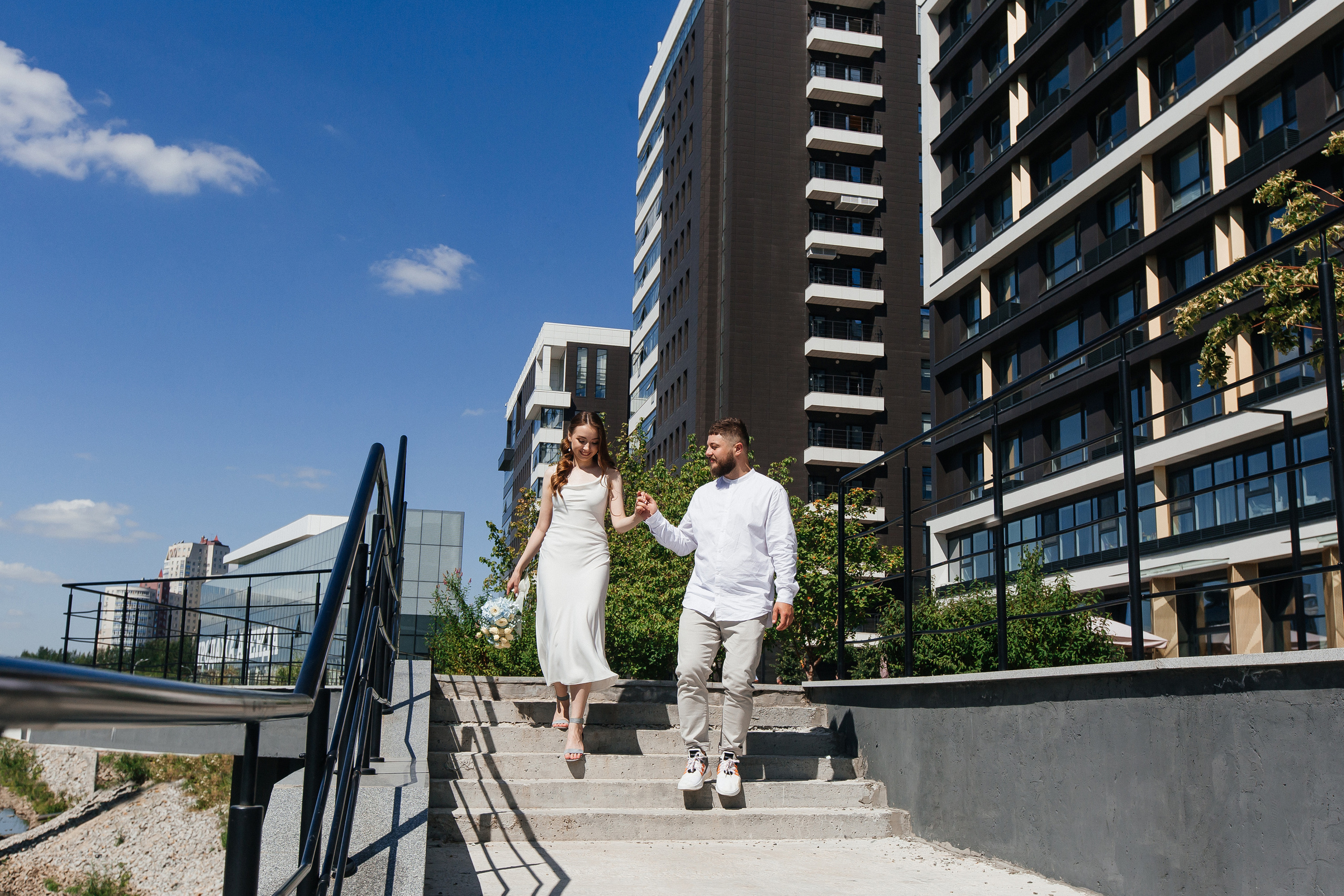 Свадебная прогулка Владимира и Виктории. Свадебный и портретный фотограф Летавина Наталия. Екатеринбург