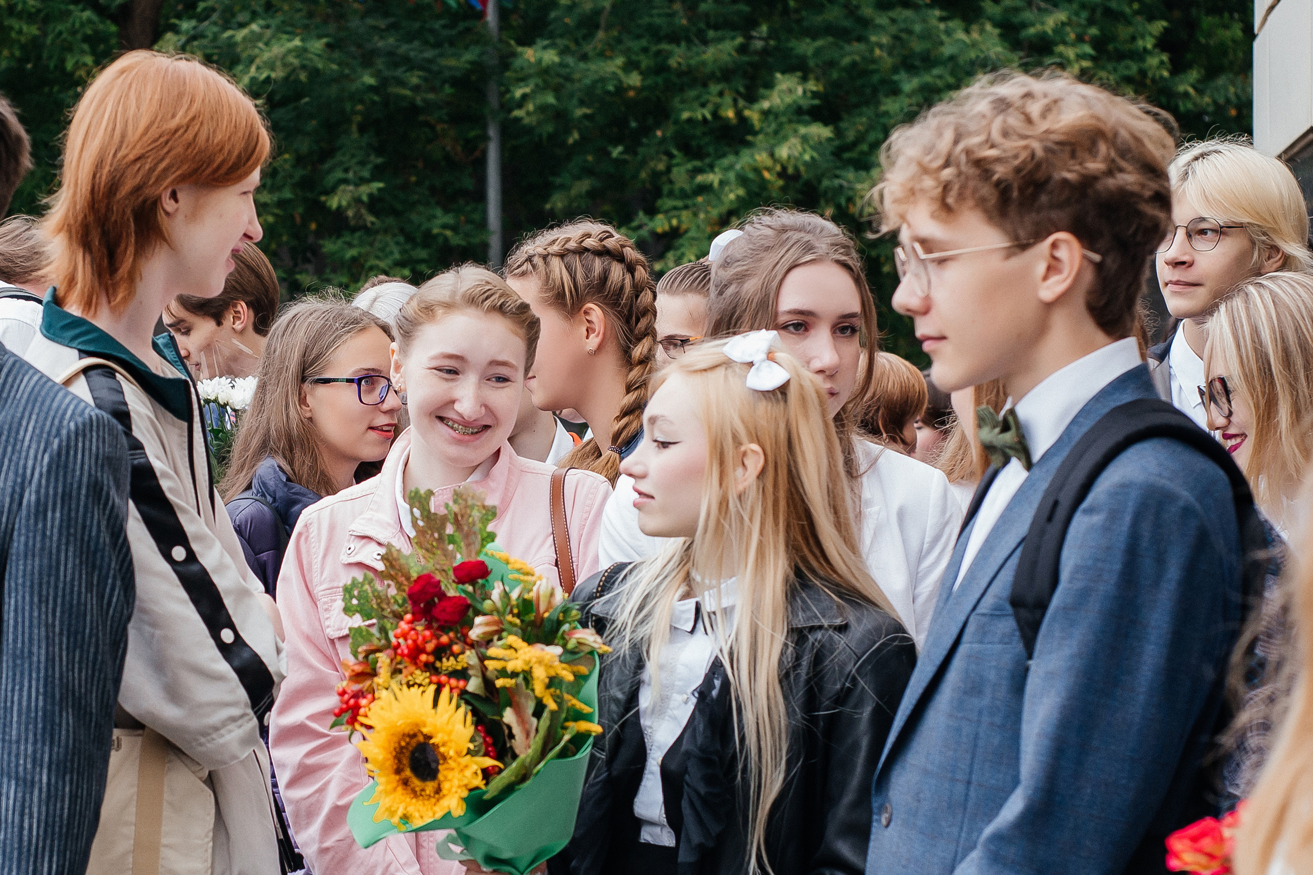 Школьный фоторепортаж «1 сентября» в 11 классе. Свадебный и портретный фотограф Летавина Наталия. Екатеринбург