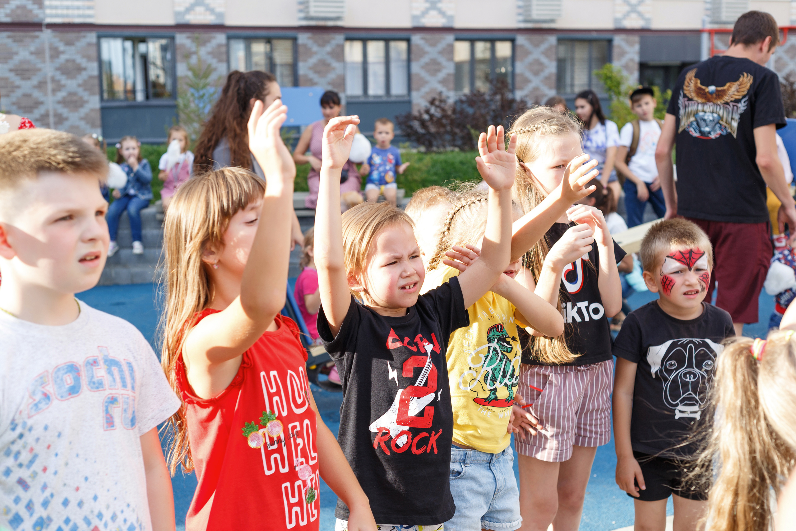 Репортажная фотосессия «День двора». Свадебный и портретный фотограф Летавина Наталия. Екатеринбург