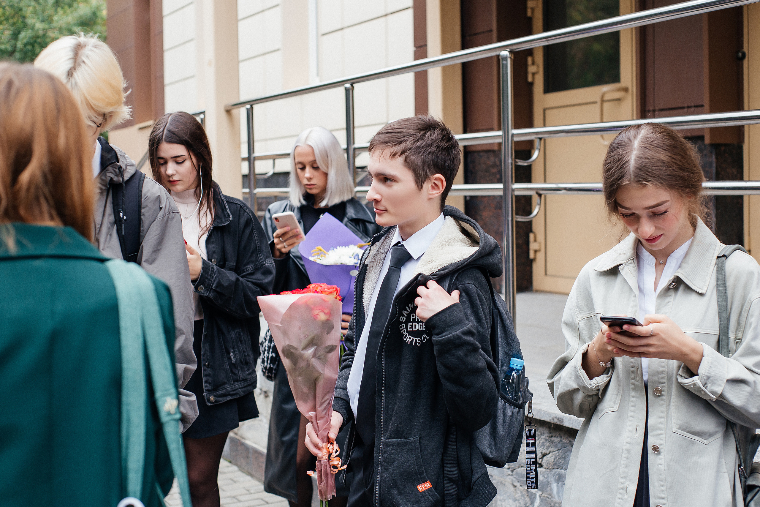 Школьный фоторепортаж «1 сентября» в 11 классе. Свадебный и портретный фотограф Летавина Наталия. Екатеринбург