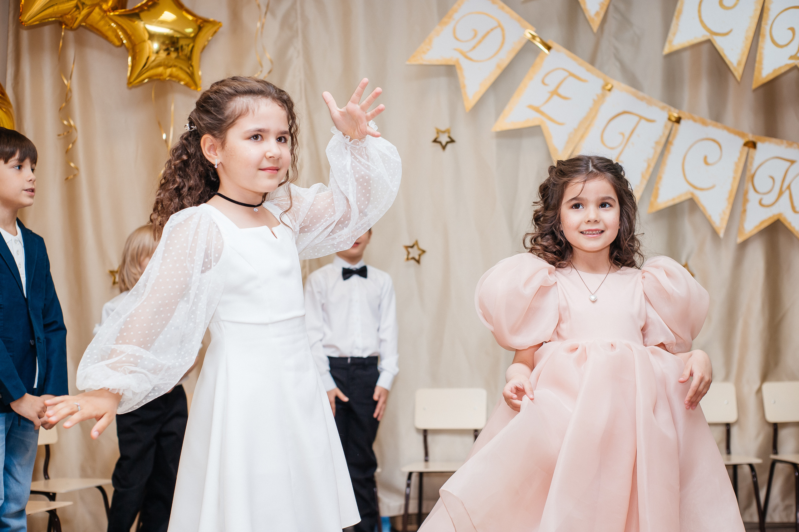 Фотосессия выпускного в детском саду «LaMama». Свадебный и портретный фотограф Летавина Наталия. Екатеринбург