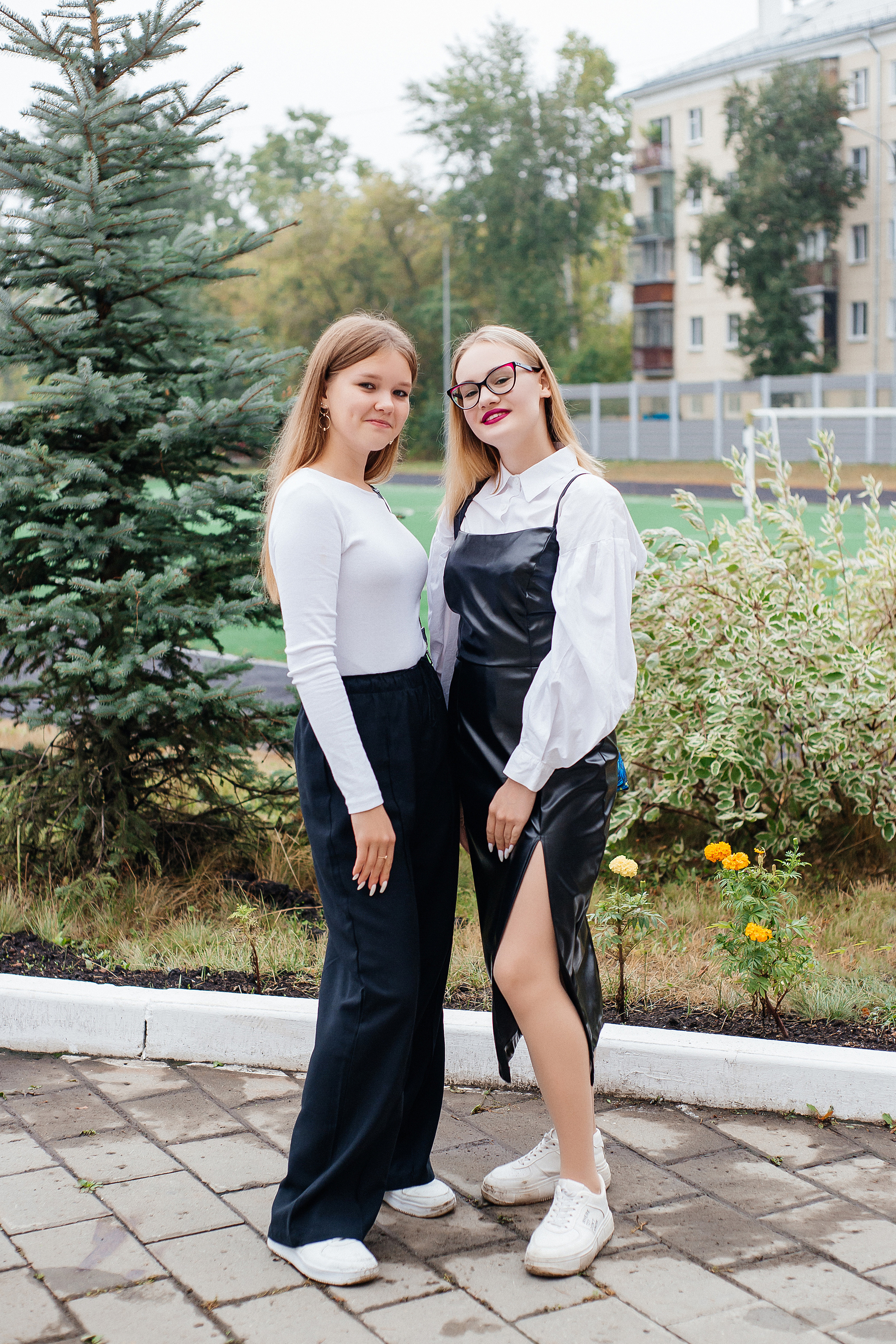 Школьный фоторепортаж «1 сентября» в 11 классе. Свадебный и портретный фотограф Летавина Наталия. Екатеринбург