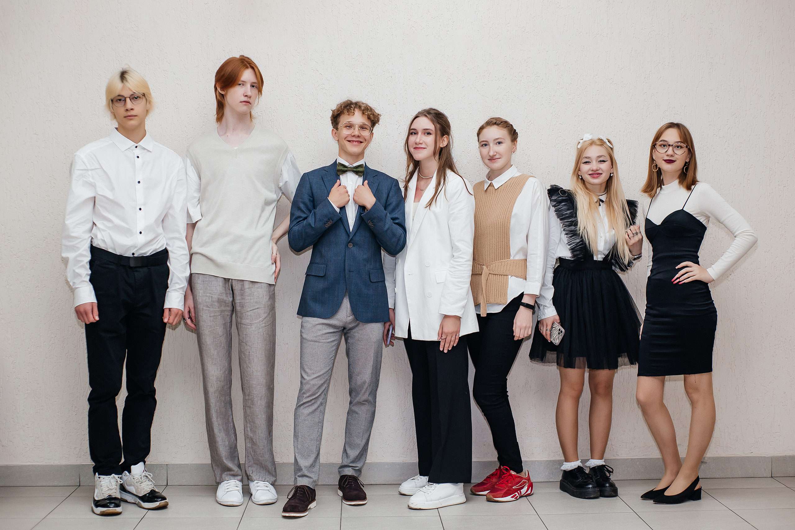 Школьный фоторепортаж «1 сентября» в 11 классе. Свадебный и портретный фотограф Летавина Наталия. Екатеринбург