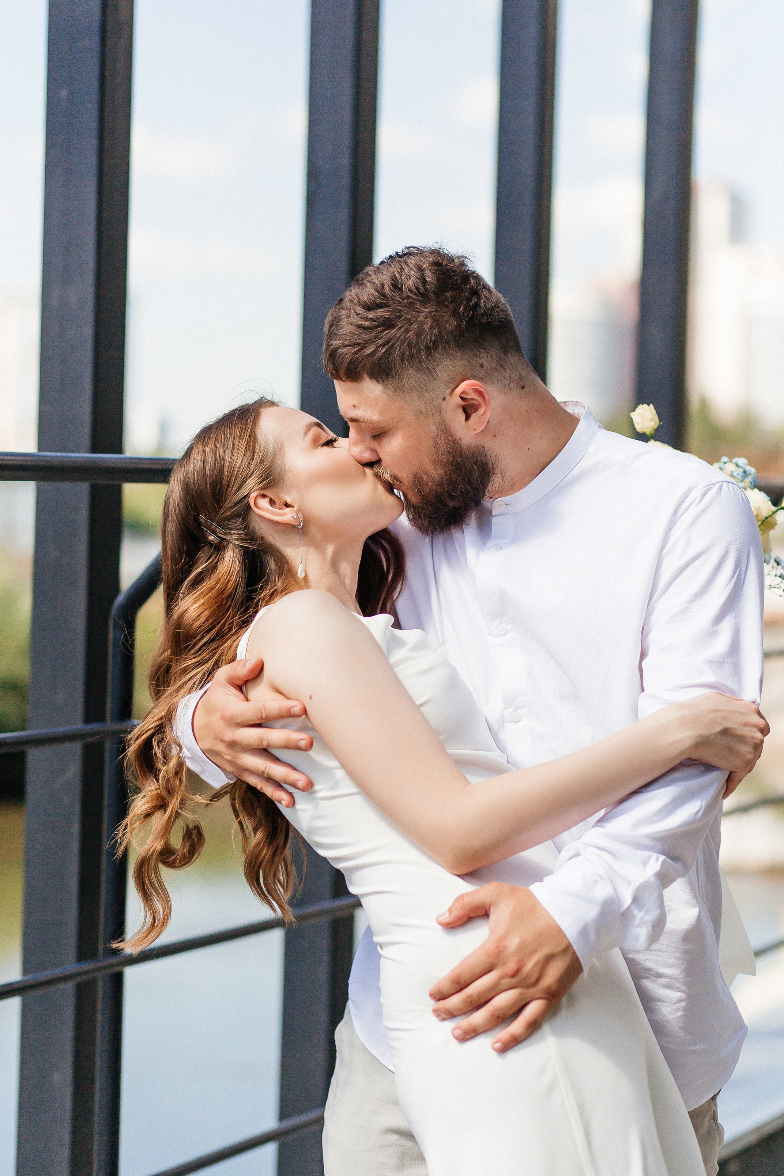 Свадебная прогулка Владимира и Виктории. Свадебный и портретный фотограф Летавина Наталия. Екатеринбург