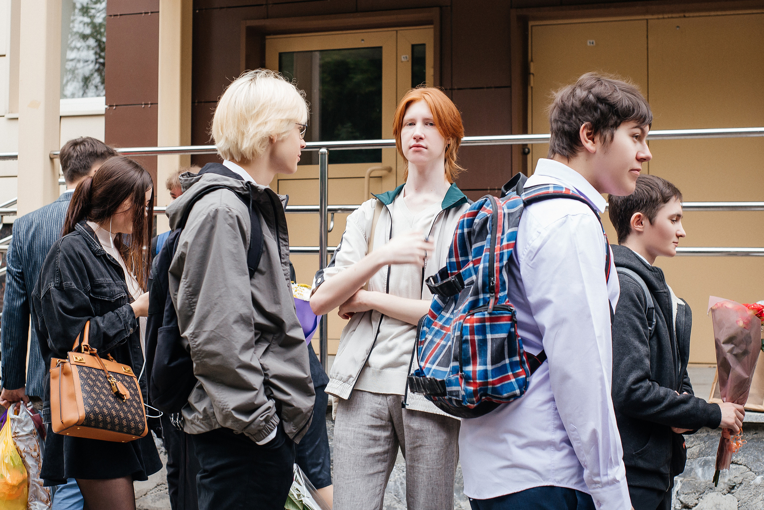 Школьный фоторепортаж «1 сентября» в 11 классе. Свадебный и портретный фотограф Летавина Наталия. Екатеринбург