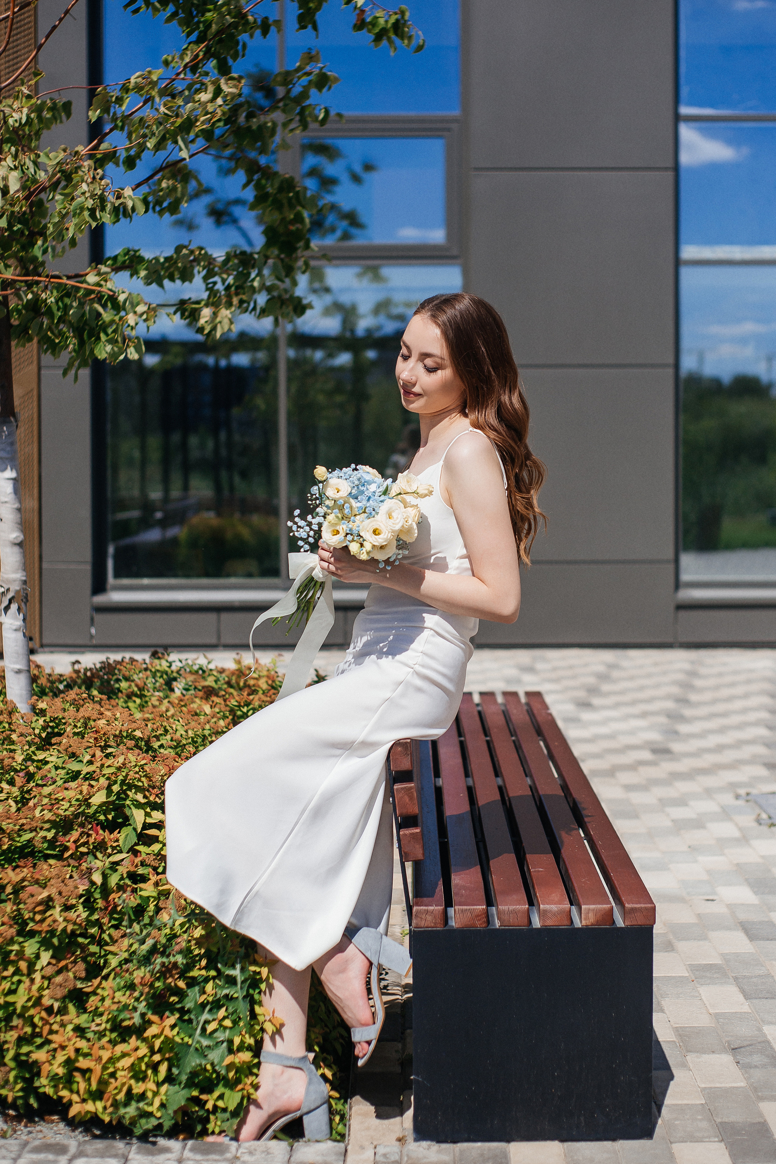 Свадебная прогулка Владимира и Виктории. Свадебный и портретный фотограф Летавина Наталия. Екатеринбург