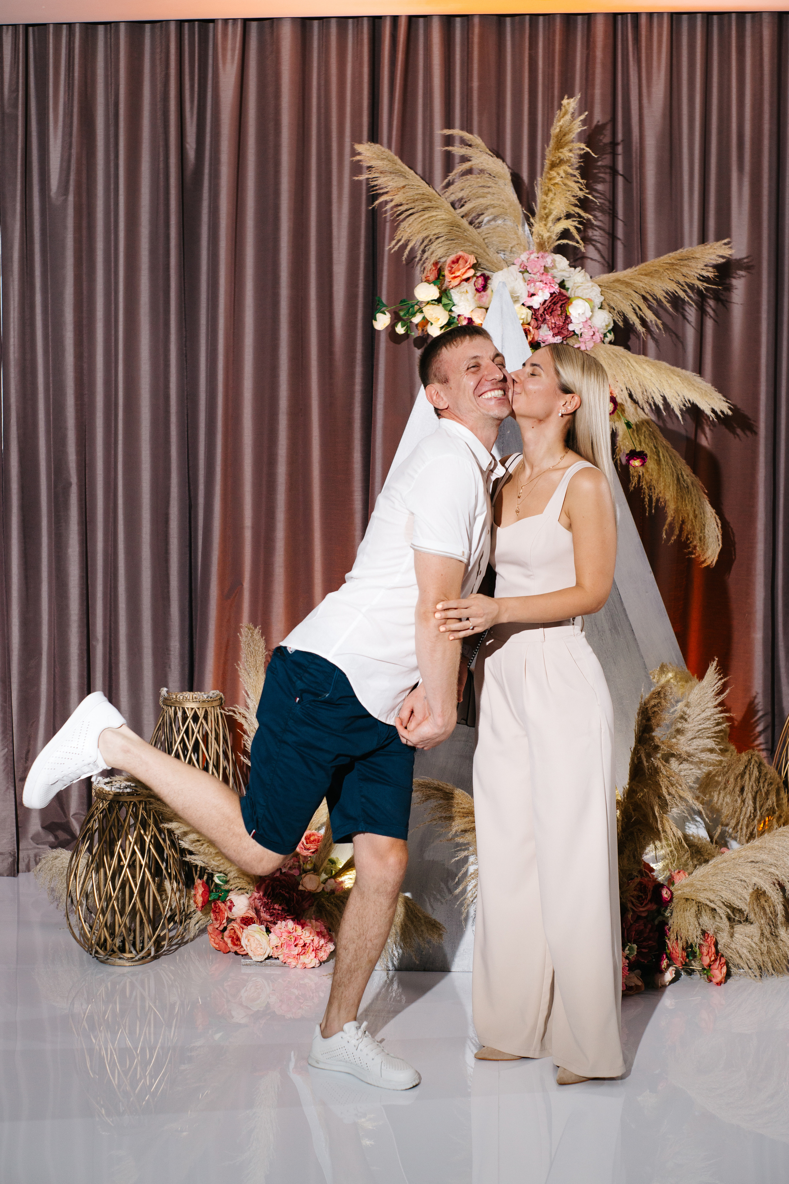 Свадьба Константина и Елены. Свадебный и портретный фотограф Летавина Наталия. Екатеринбург