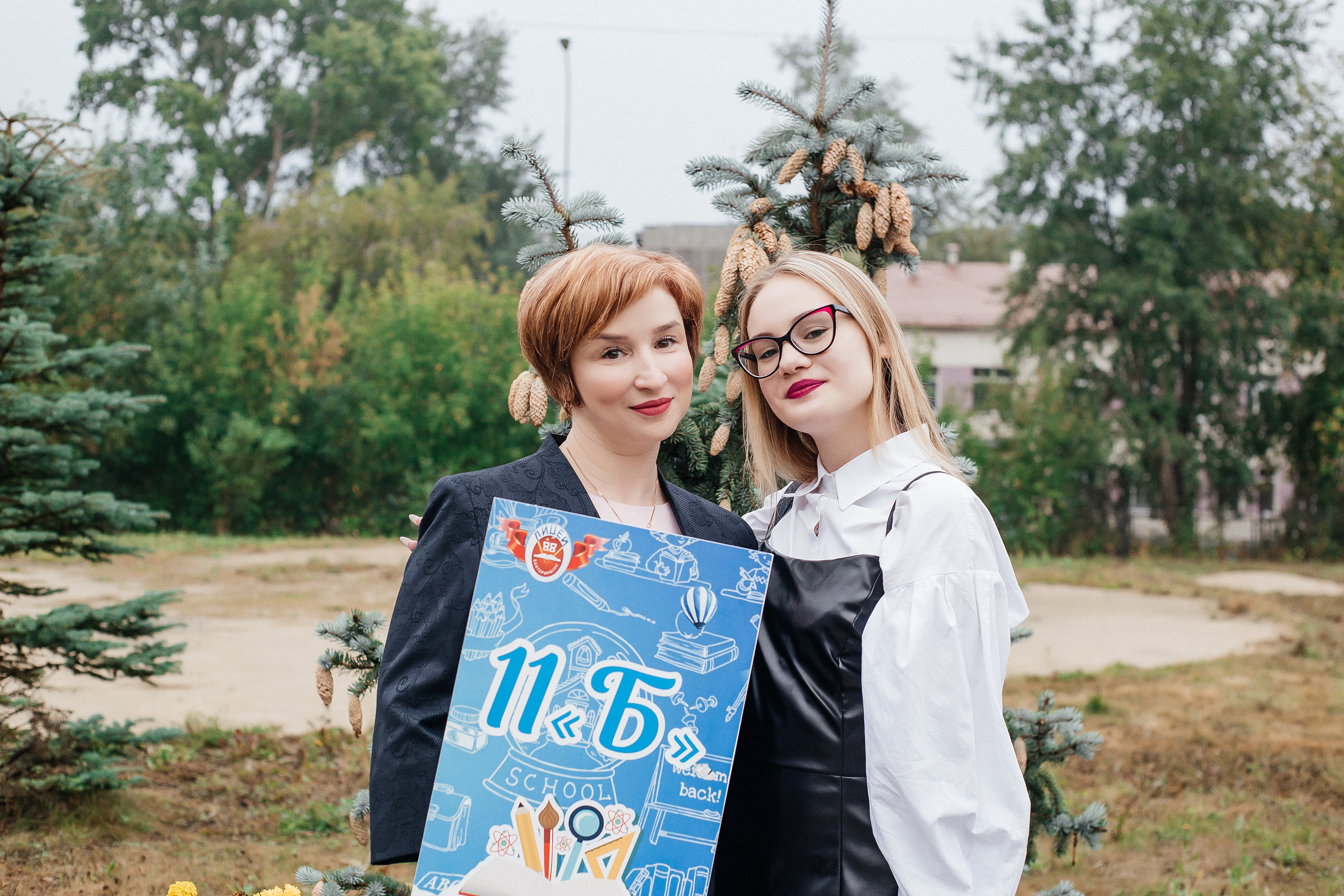 Школьный фоторепортаж «1 сентября» в 11 классе. Свадебный и портретный фотограф Летавина Наталия. Екатеринбург