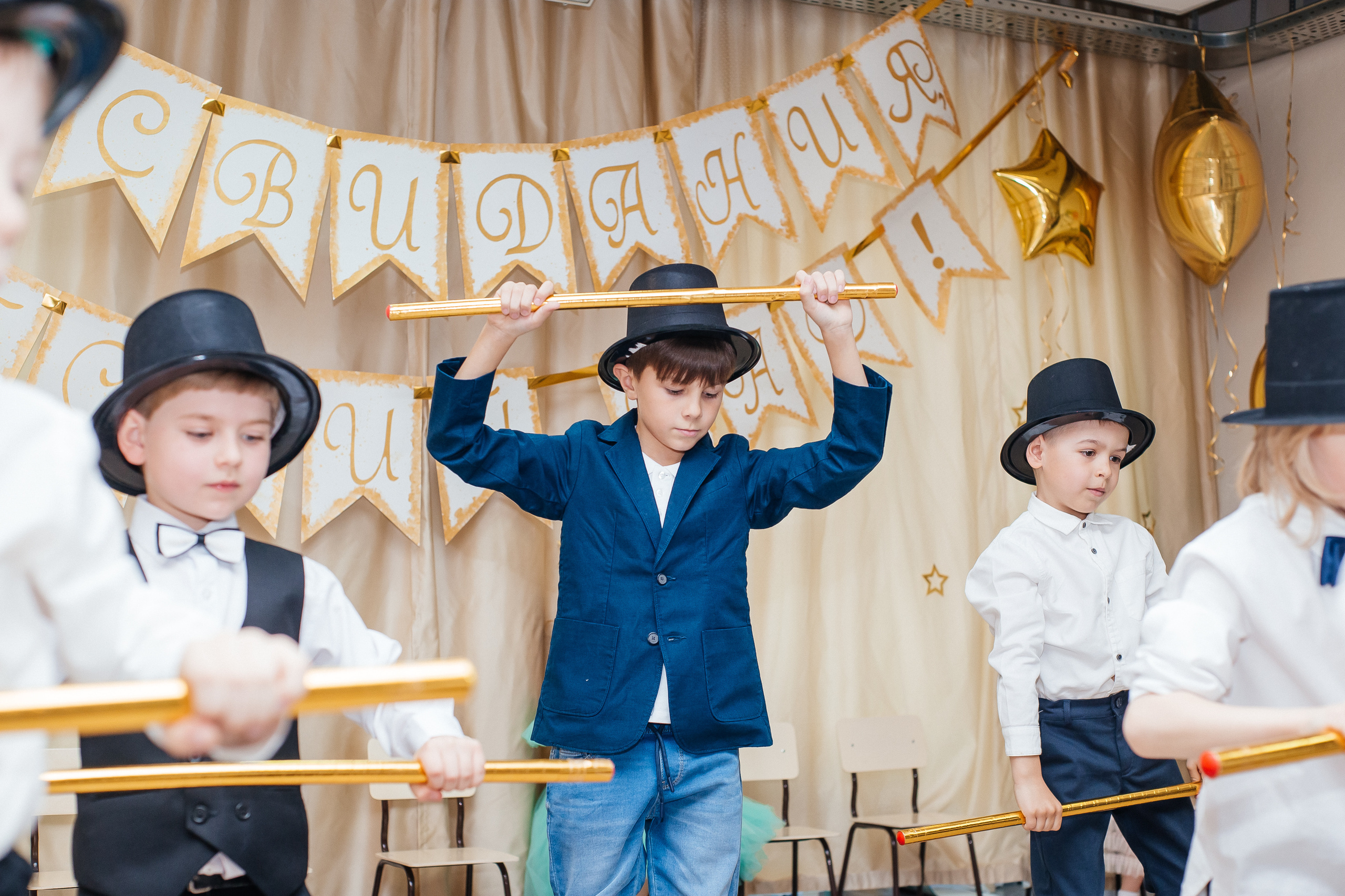 Фотосессия выпускного в детском саду «LaMama». Свадебный и портретный фотограф Летавина Наталия. Екатеринбург