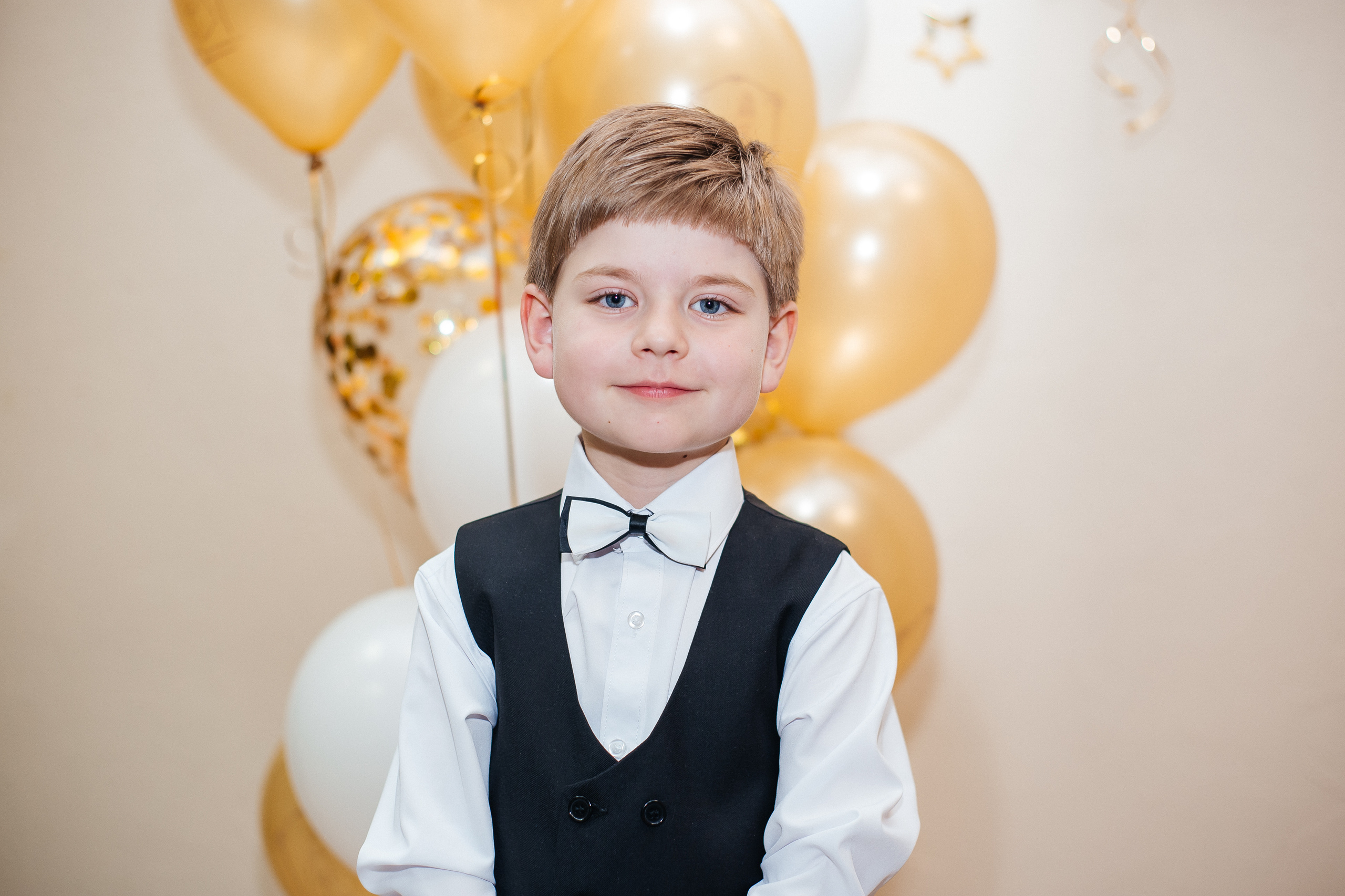 Фотосессия выпускного в детском саду «LaMama». Свадебный и портретный фотограф Летавина Наталия. Екатеринбург