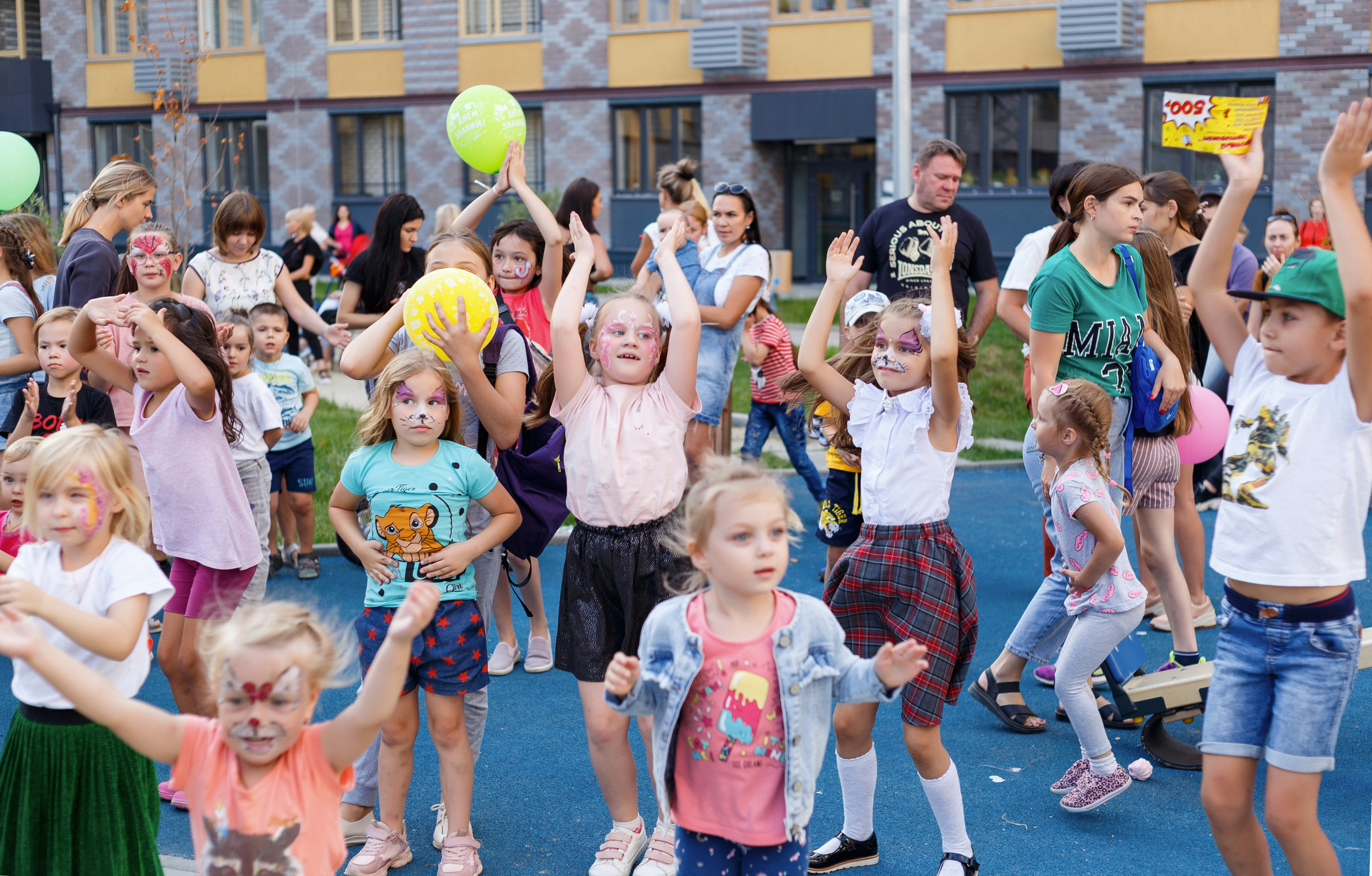 Репортажная фотосессия «День двора». Свадебный и портретный фотограф Летавина Наталия. Екатеринбург