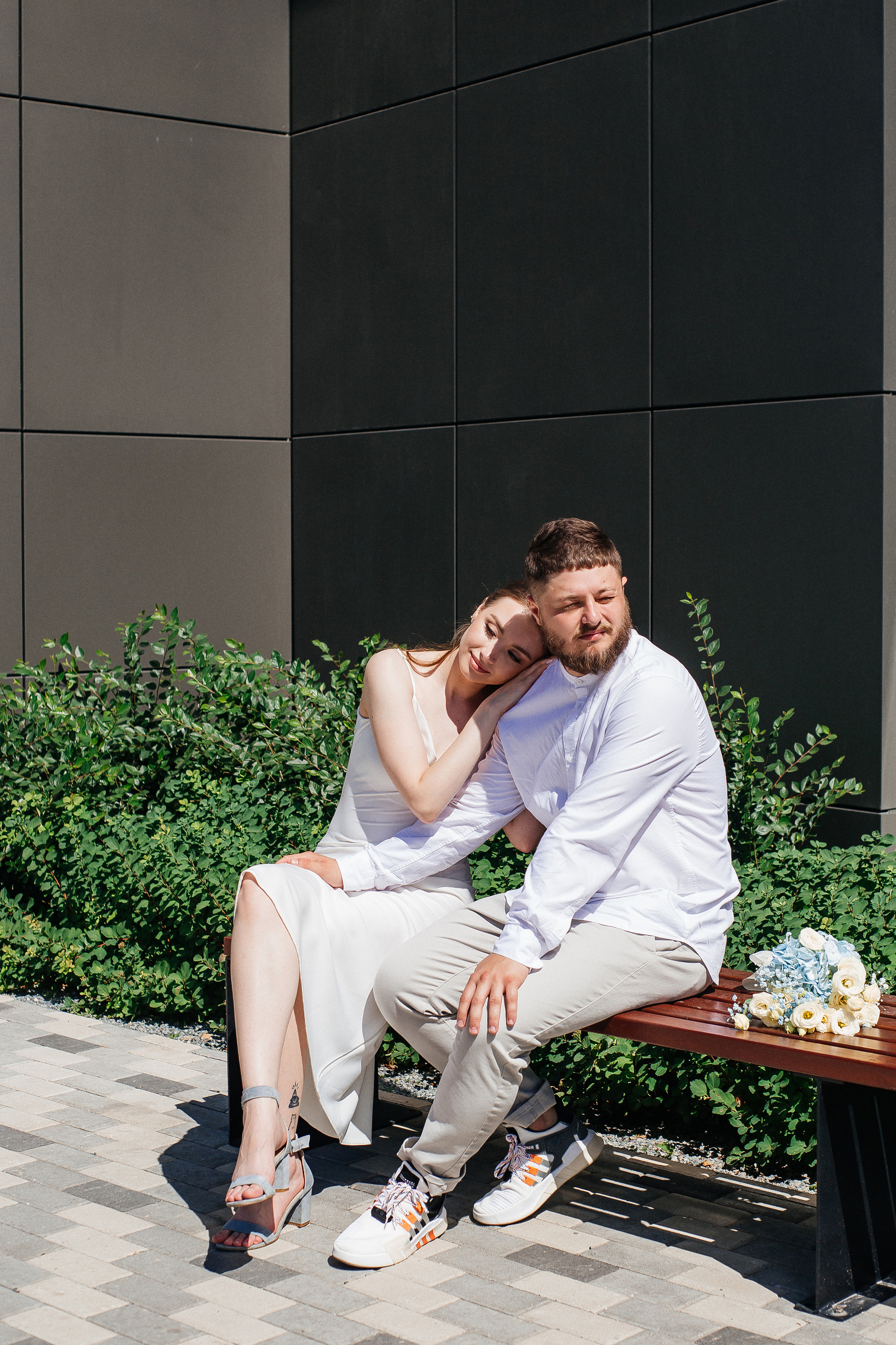 Свадебная прогулка Владимира и Виктории. Свадебный и портретный фотограф Летавина Наталия. Екатеринбург