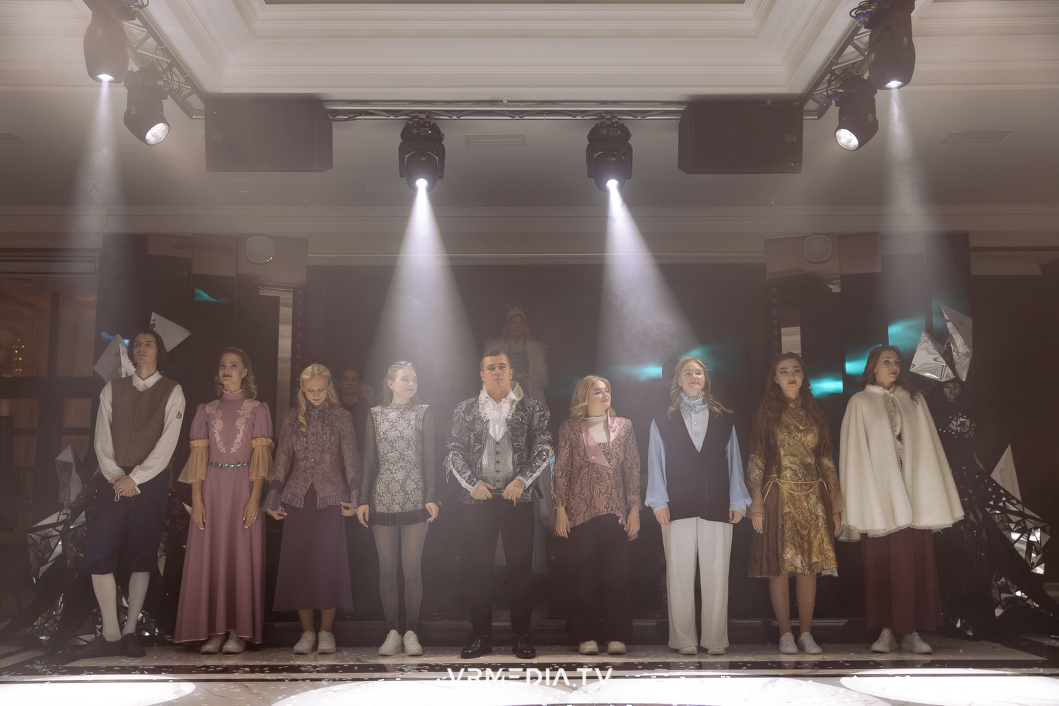 Новогодний вечер в ресторане «Лазурный Берег»