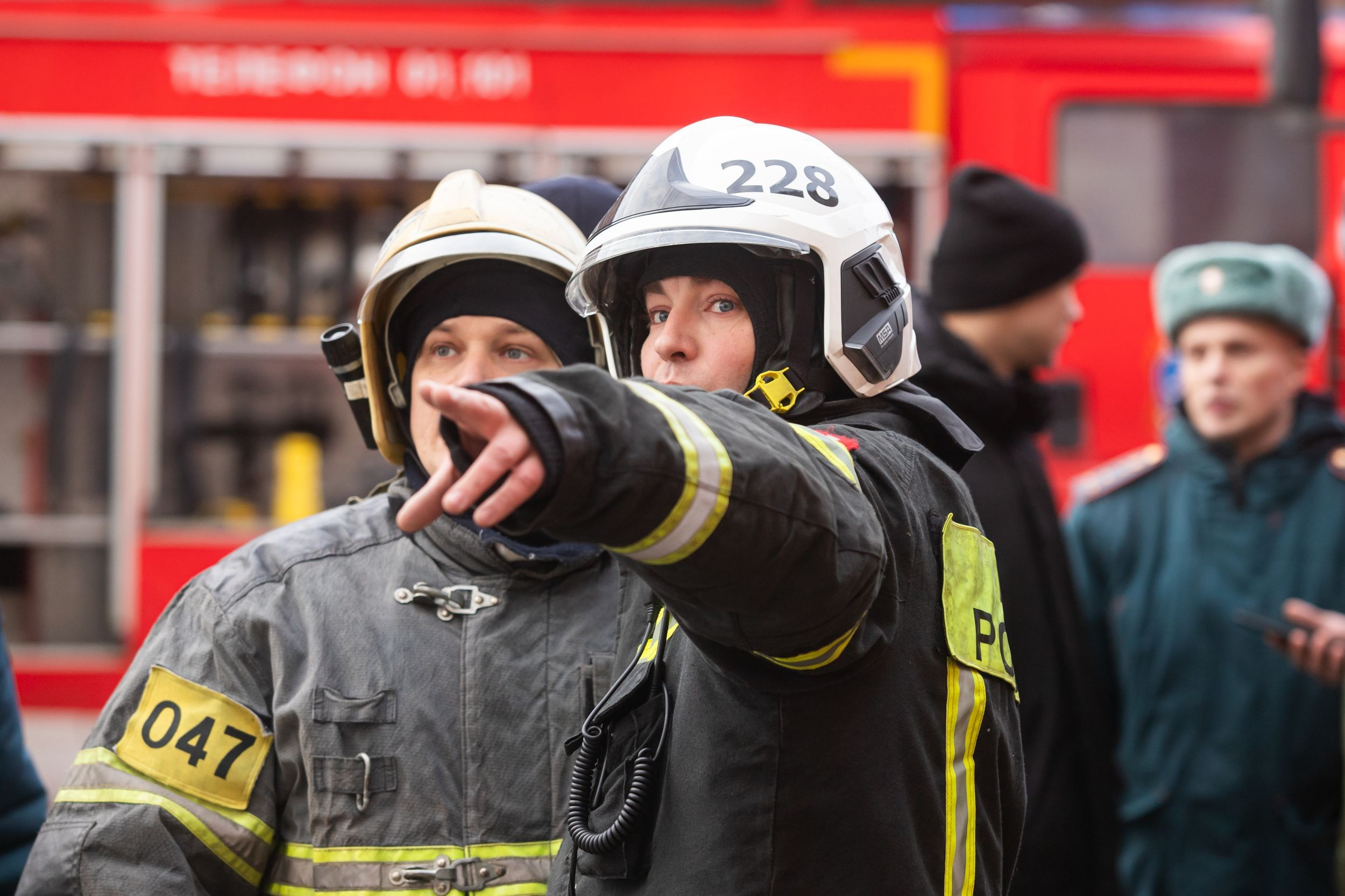 Пожар на ул. Советская 15 (13 января 2025). Репортажный фотограф Алексей Пирязев