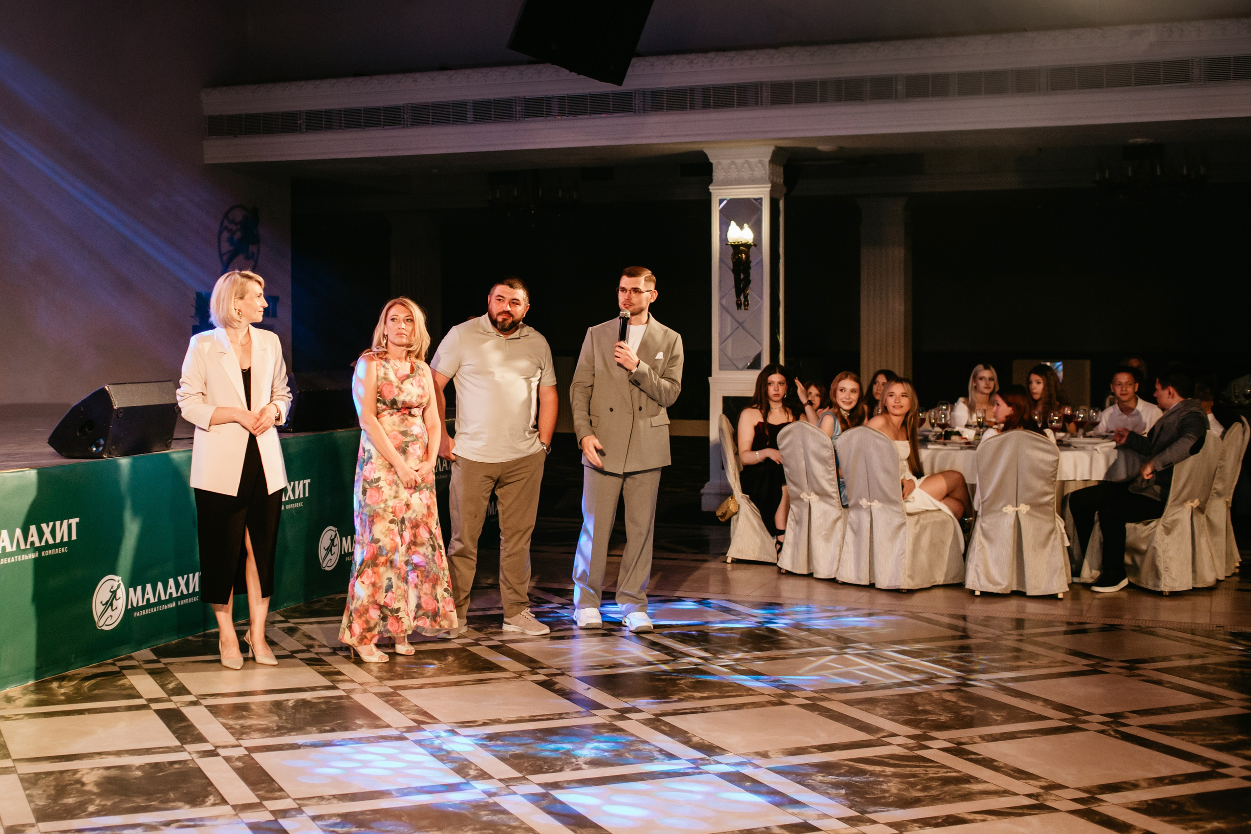 Выпускной 2025 (9класс) 124 школа. Фотограф в Челябинске Ополихина Анна