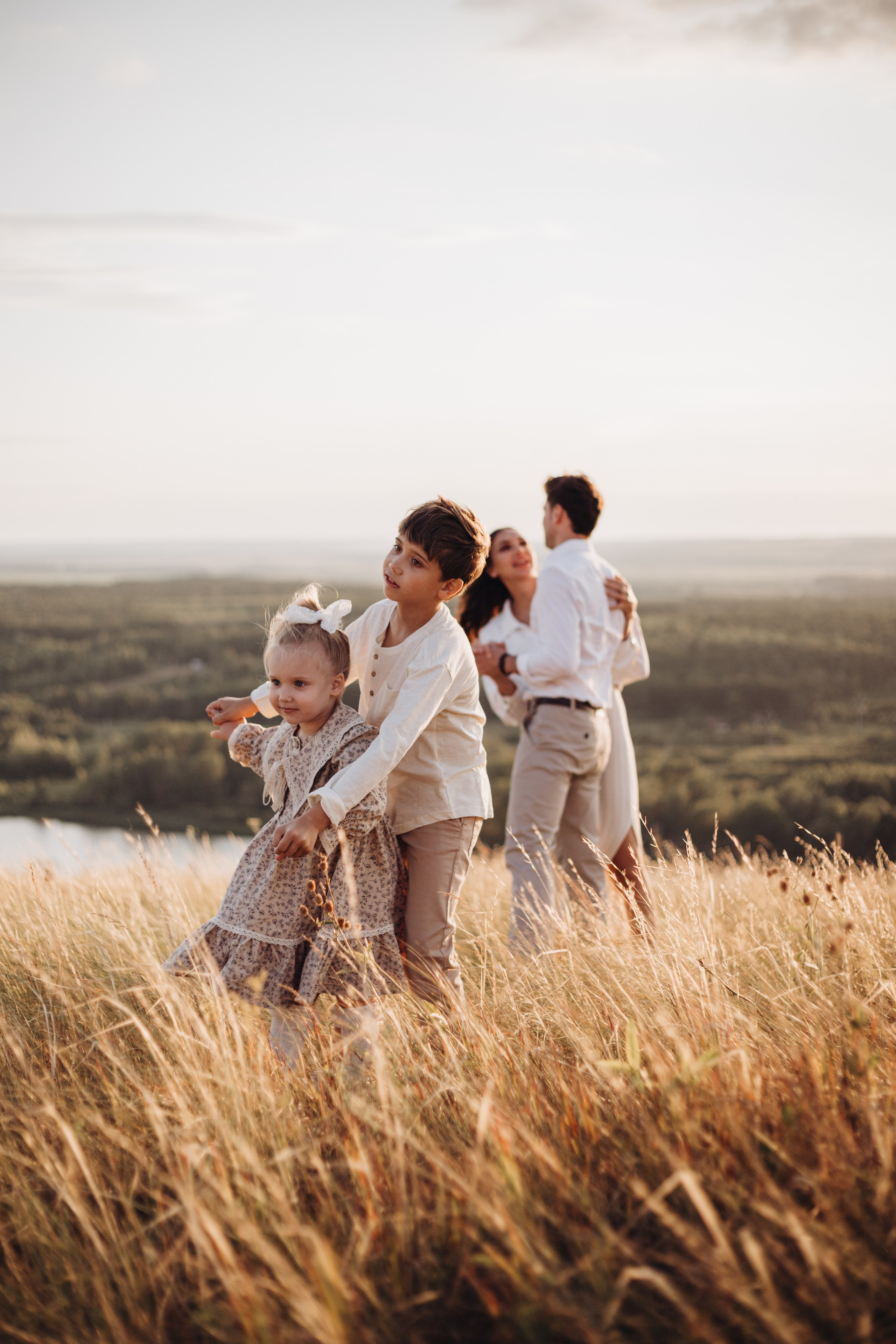 Папа, мама, Елисей и Ева. Регина Мингалимова, семейный и свадебный фотограф в Казани