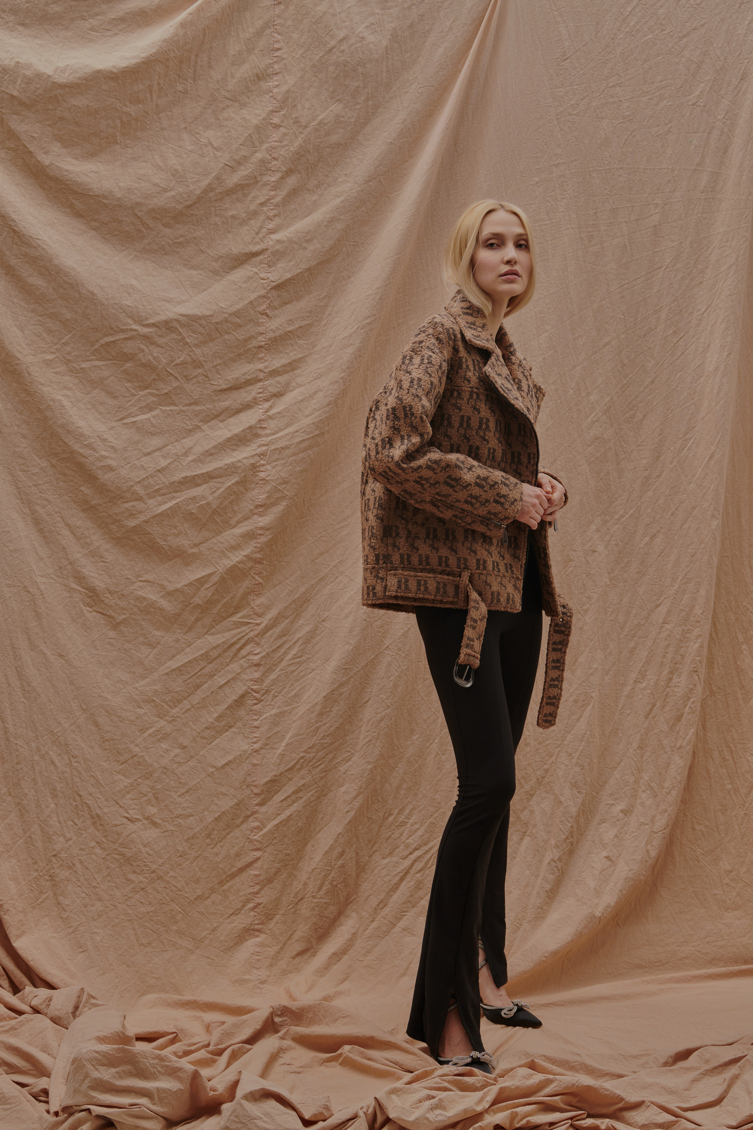 BUTS8. Анна Мамаева коммерческий фотограф в Красноярске