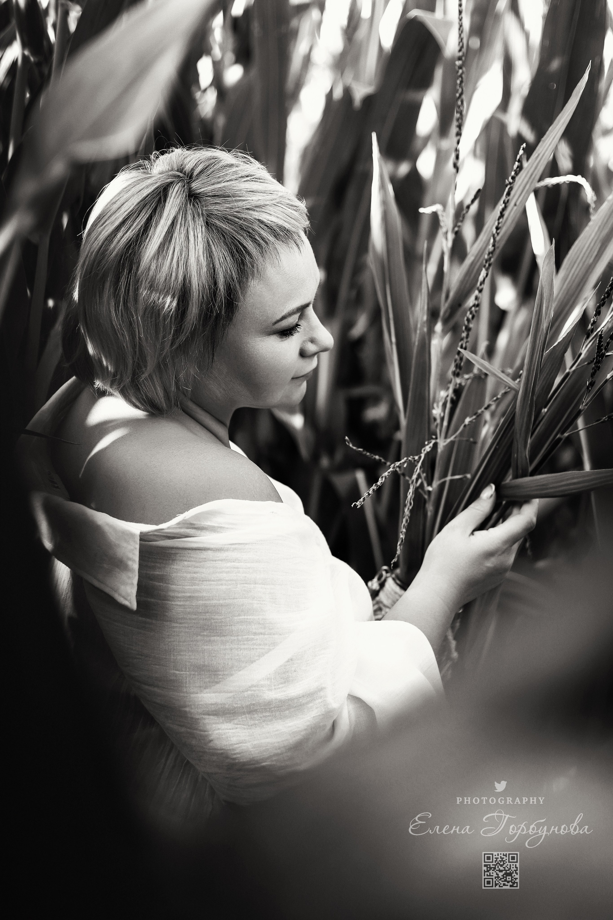 Елена в Кукурузе. Август 2024. Фотограф Пермь. Свадьбы. Семья и дети, школа, д. сад. Фотокниги
