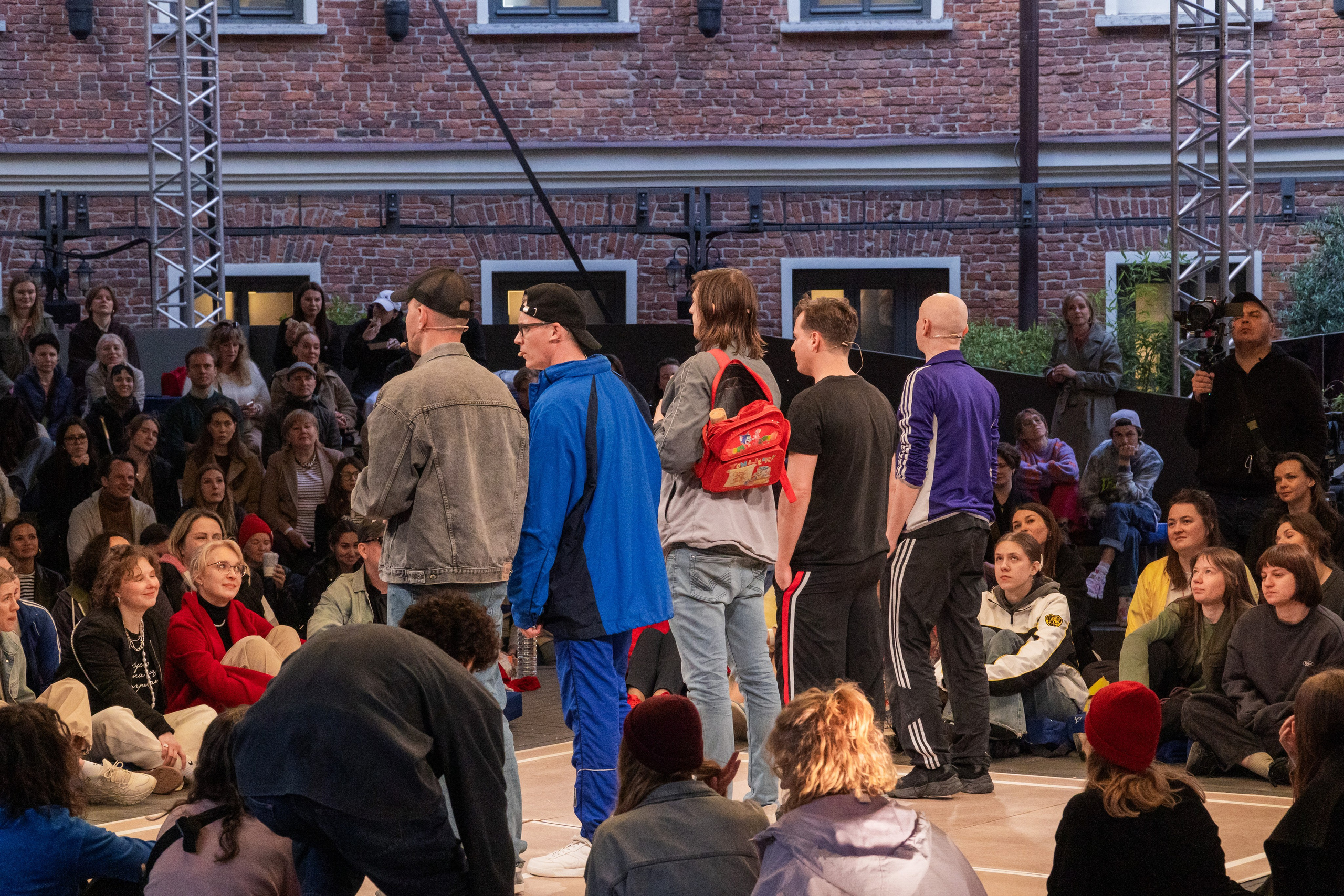 Квадрат: badtheatre. Фотограф в Санкт-Петербурге Авдотья Благовещенская