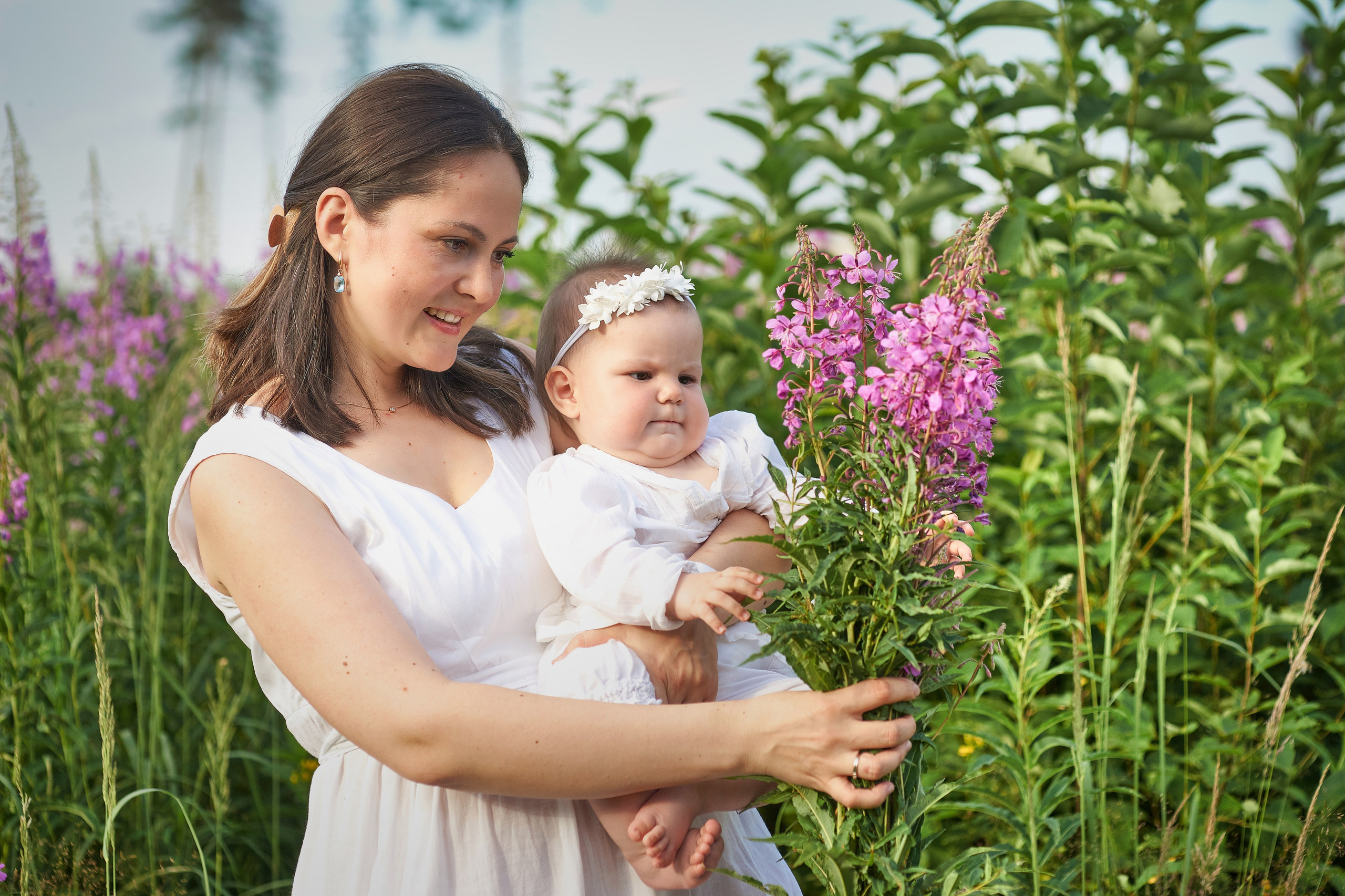 Семейная фотосессия в белом. Фотограф Владимир Артамонов