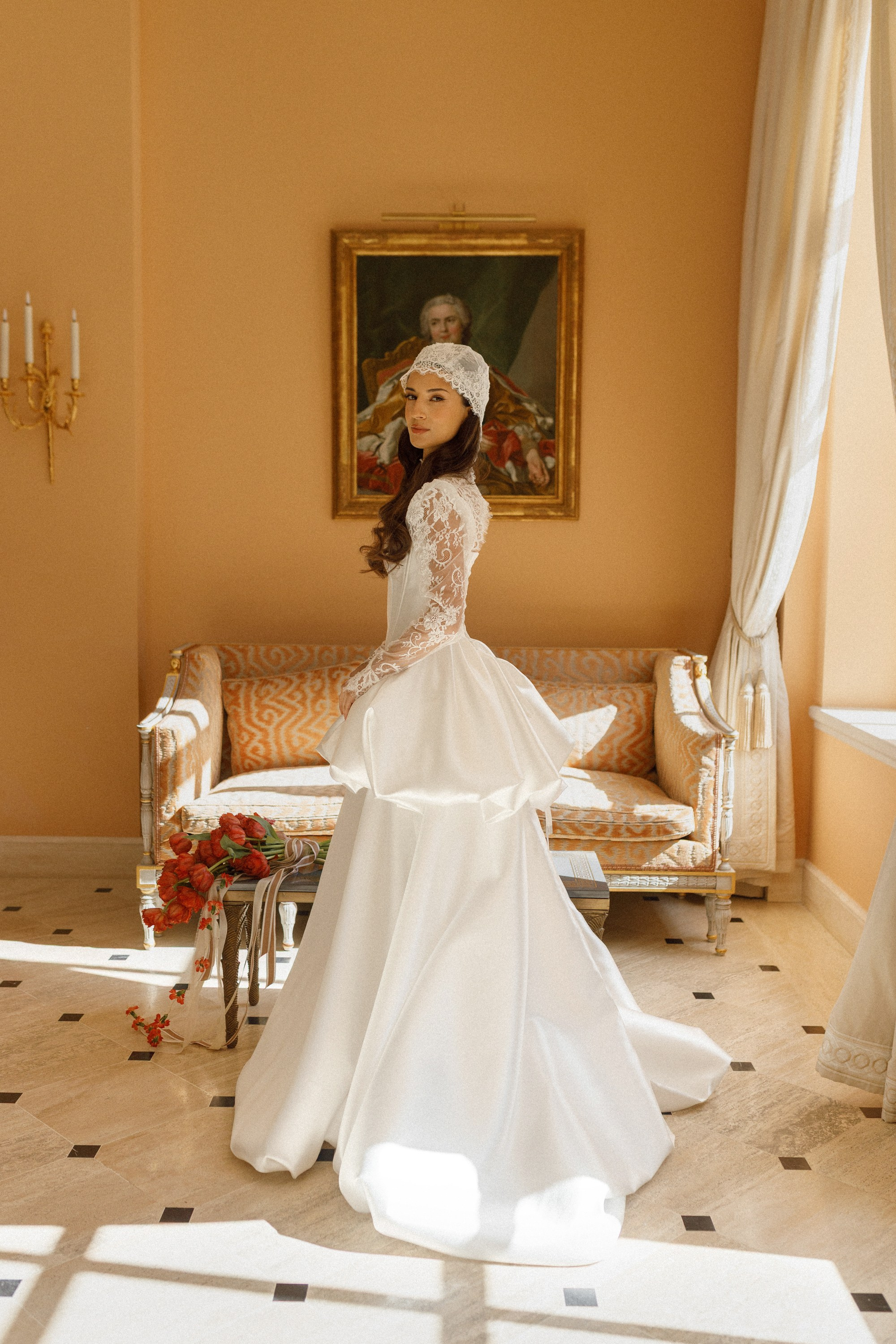 Петр и Лейла