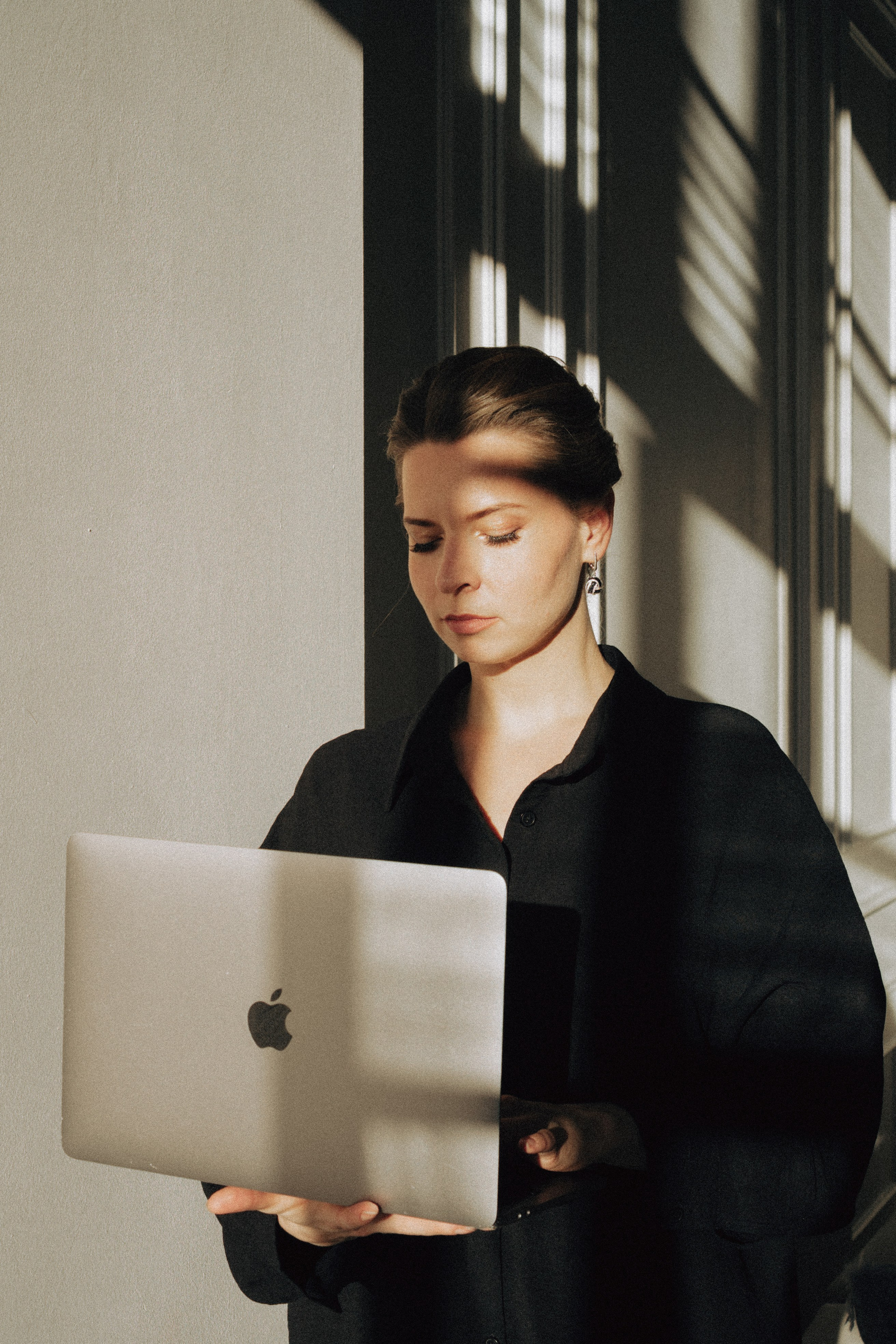 ФОТОСЕСИИЯ В СТУДИИ ДЛЯ ДЕВУШКИ ПСИХОЛОГА. Профессиональный фотограф, Санкт-Петербург — Виктория Богомолова