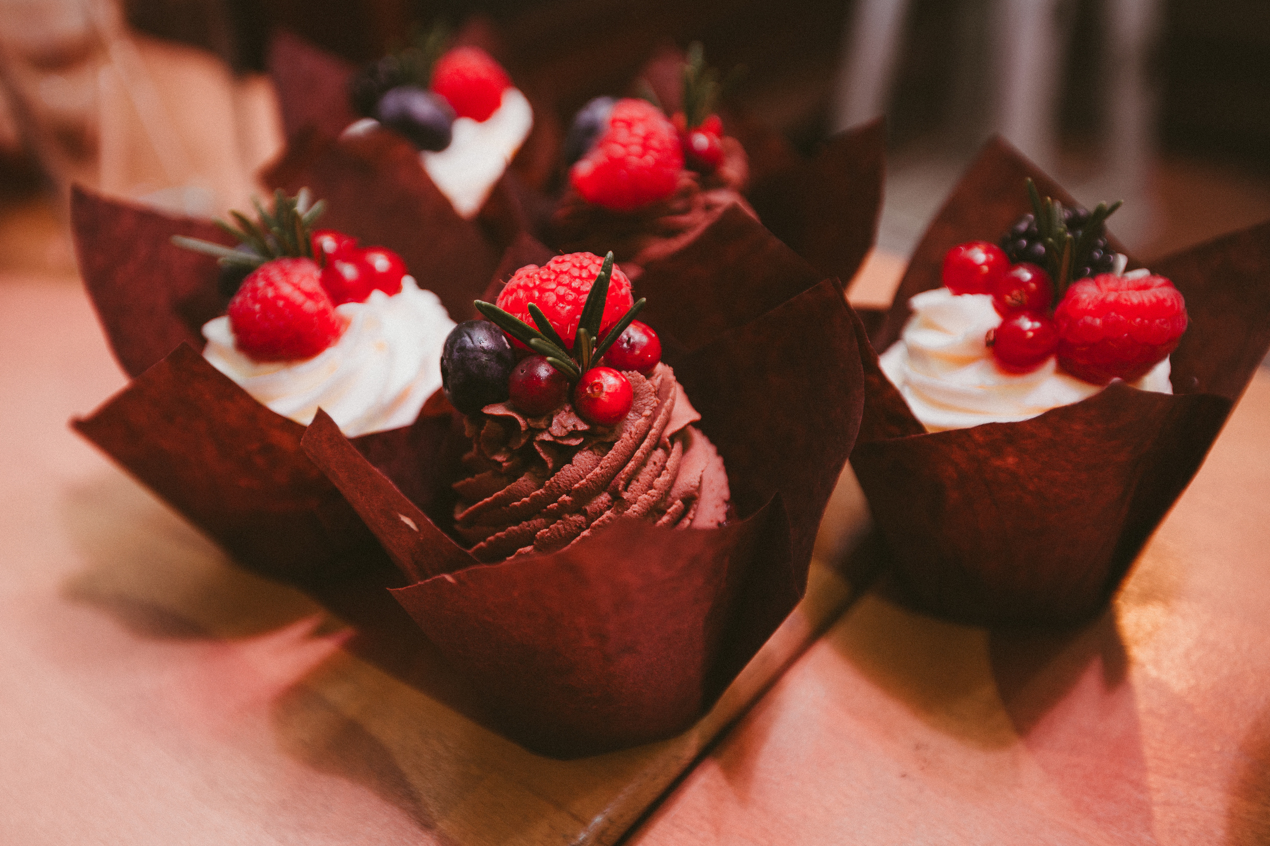 НикитаМарта (свадьба в баре). Фотограф Мария Немм